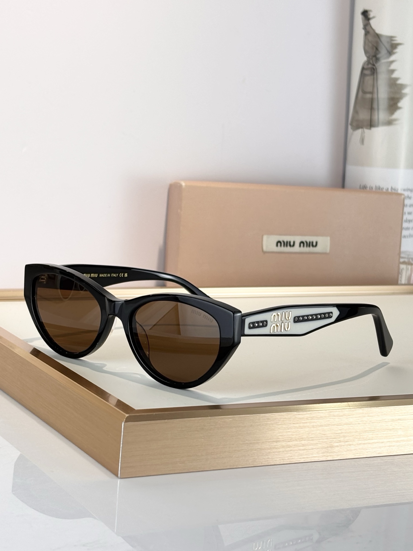 MIU MIUMOD：Smu71wSize：55口19-145