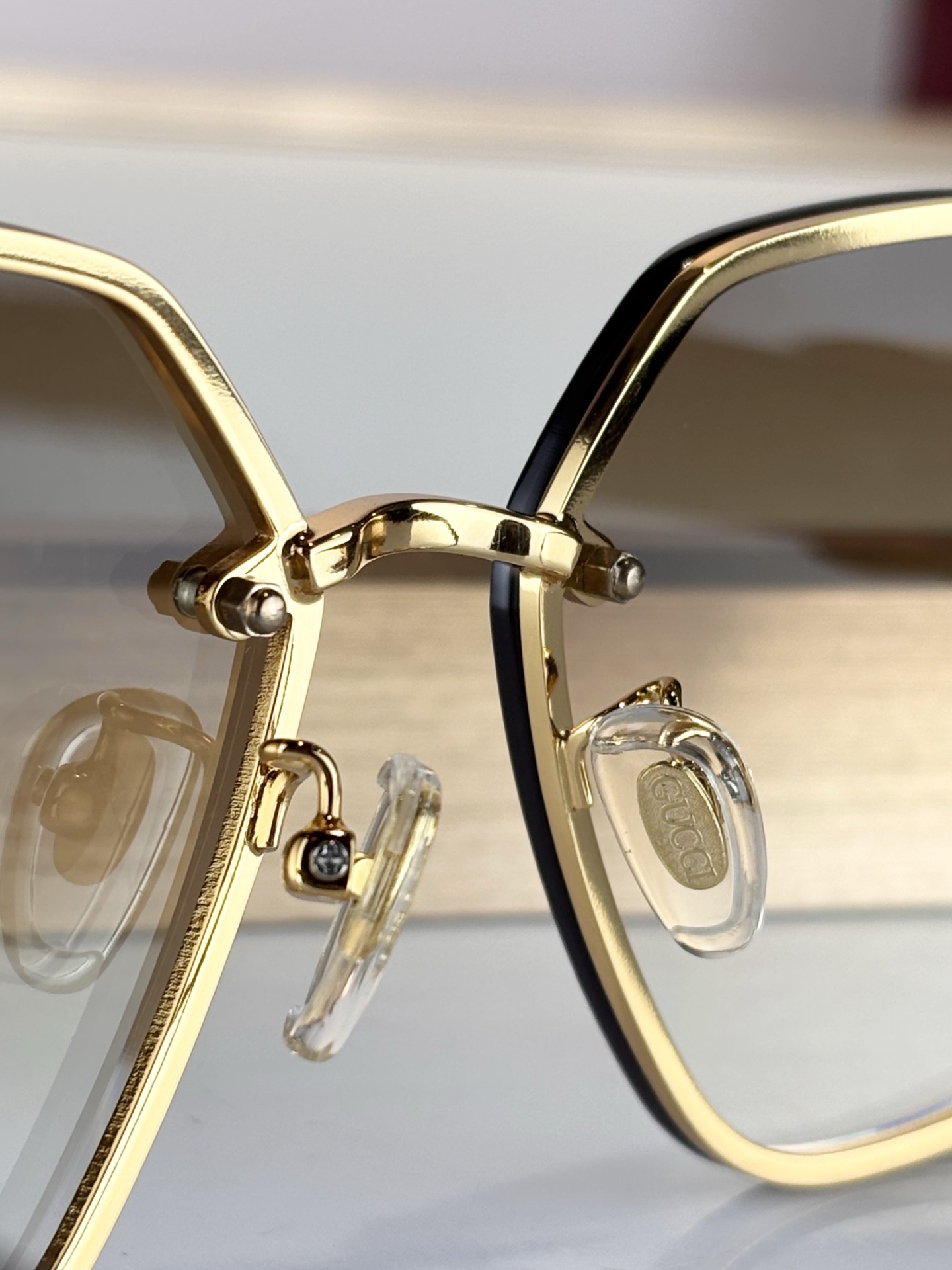 GUCCIMOD：GG1547SSize：62口14-145