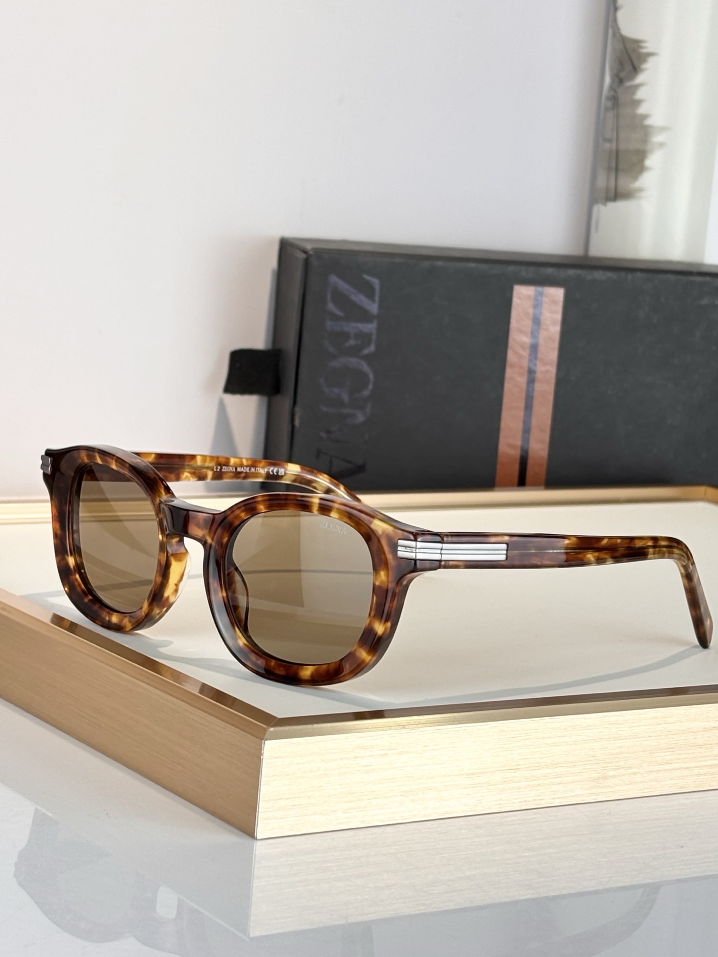 ZEGNAMOD：EZ0229Size：47口23-145精品简约气质款