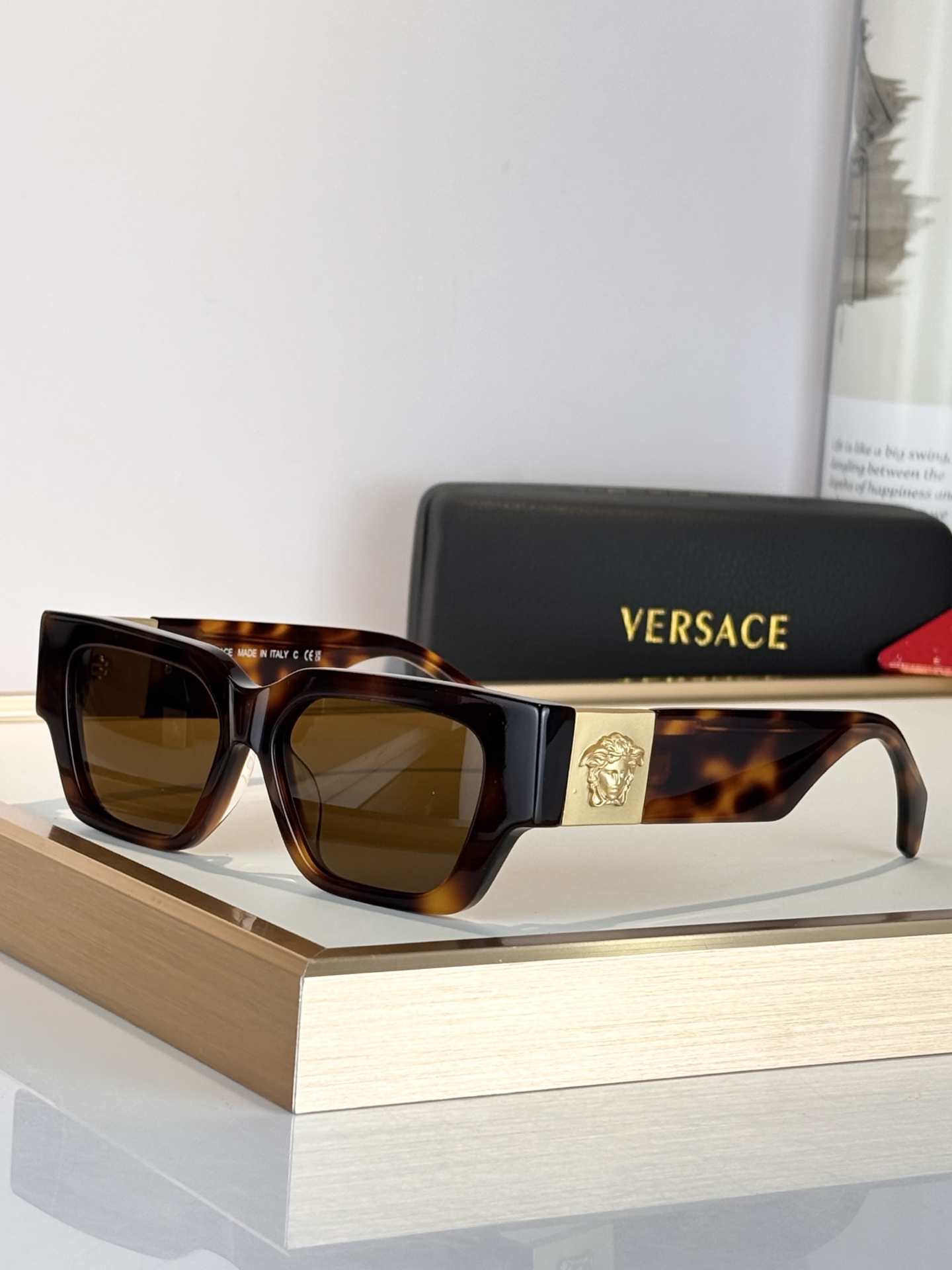 VERSAC*MODEL：MOD 4497SIZE：53口15-140