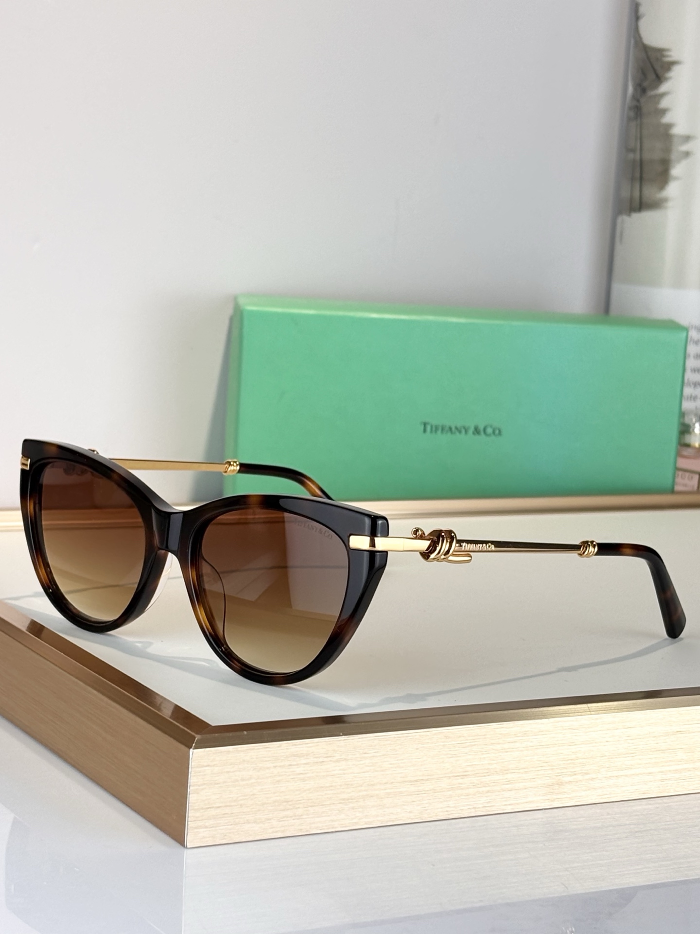TIFFANY*Mod：TF4253Size：56口18-145