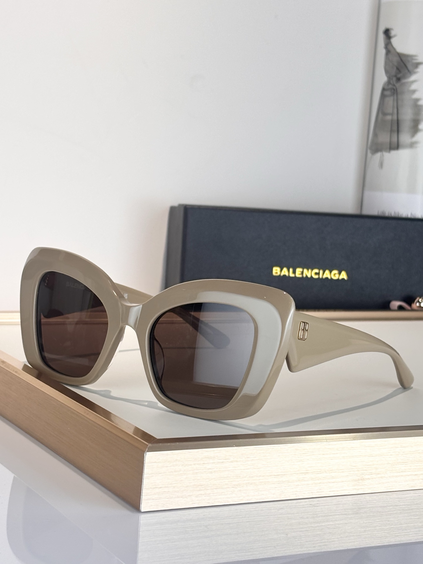 BALENCIAG* Mod：BB0503SSize：54口22-145
