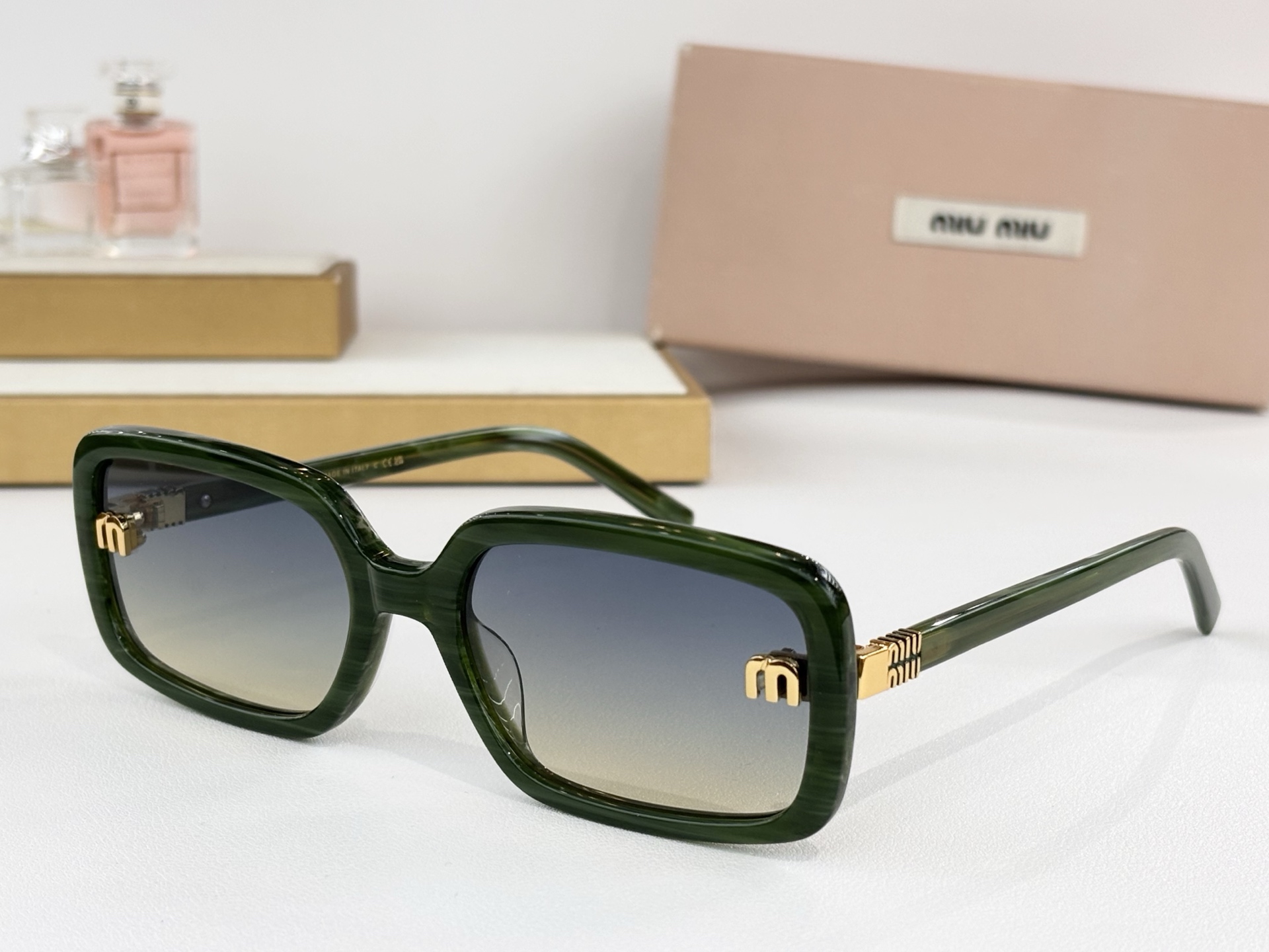 MIUMIUMOD：MU155AVSize：59口20-143