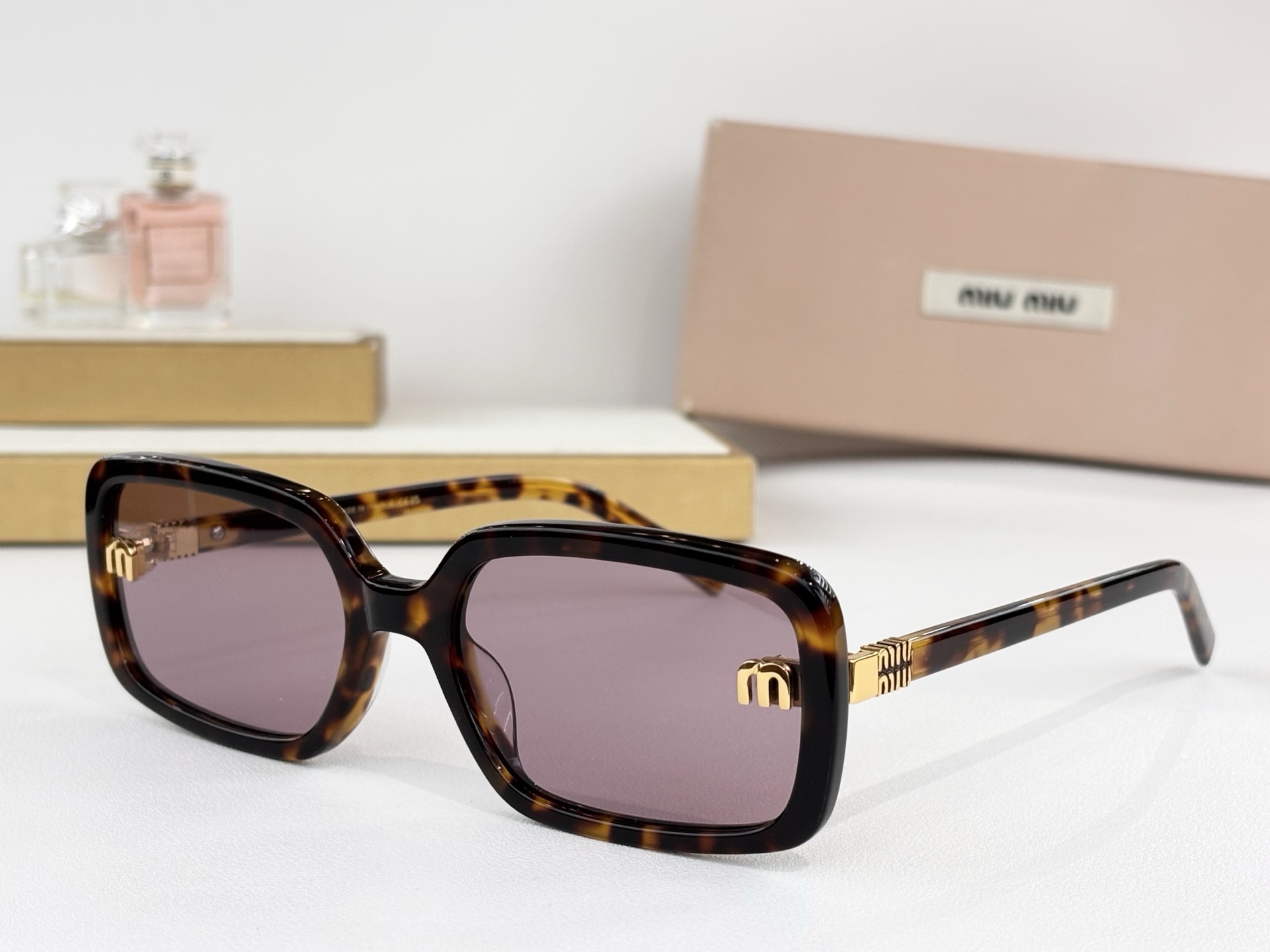 MIUMIUMOD：MU155AVSize：59口20-143