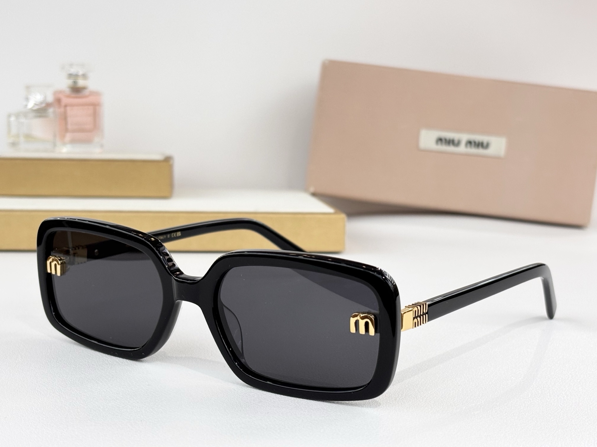 MIUMIUMOD：MU155AVSize：59口20-143