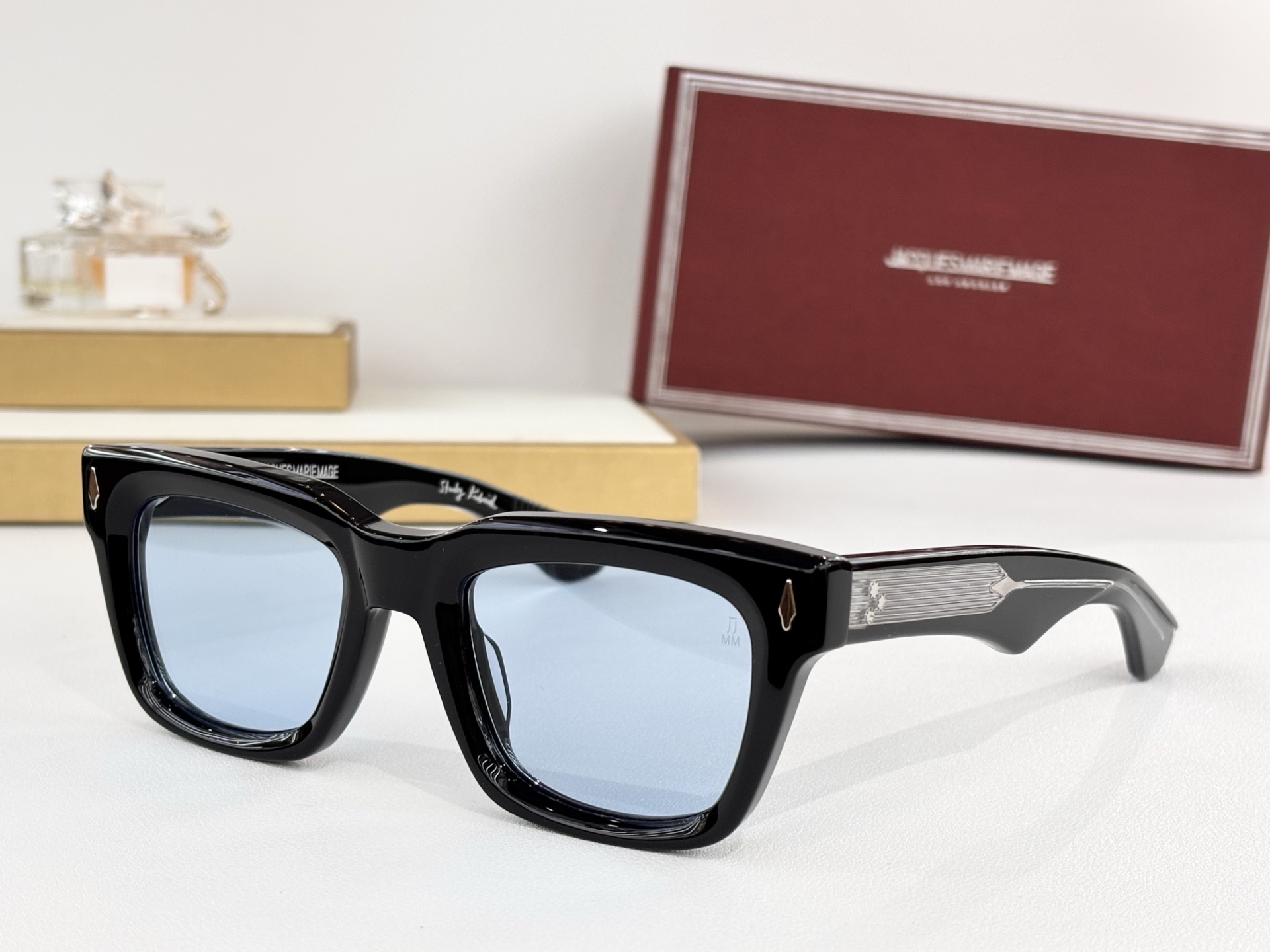 JACQUES MARIE MAGEMODEL：THE SHININGSIZE:50-22