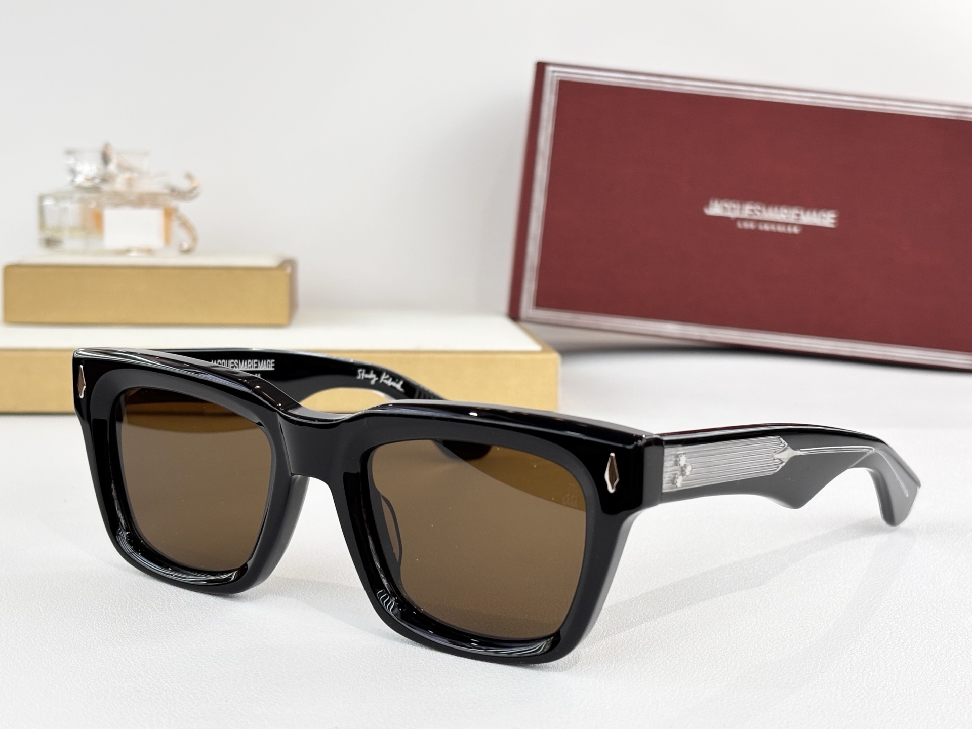 JACQUES MARIE MAGEMODEL：THE SHININGSIZE:50-22