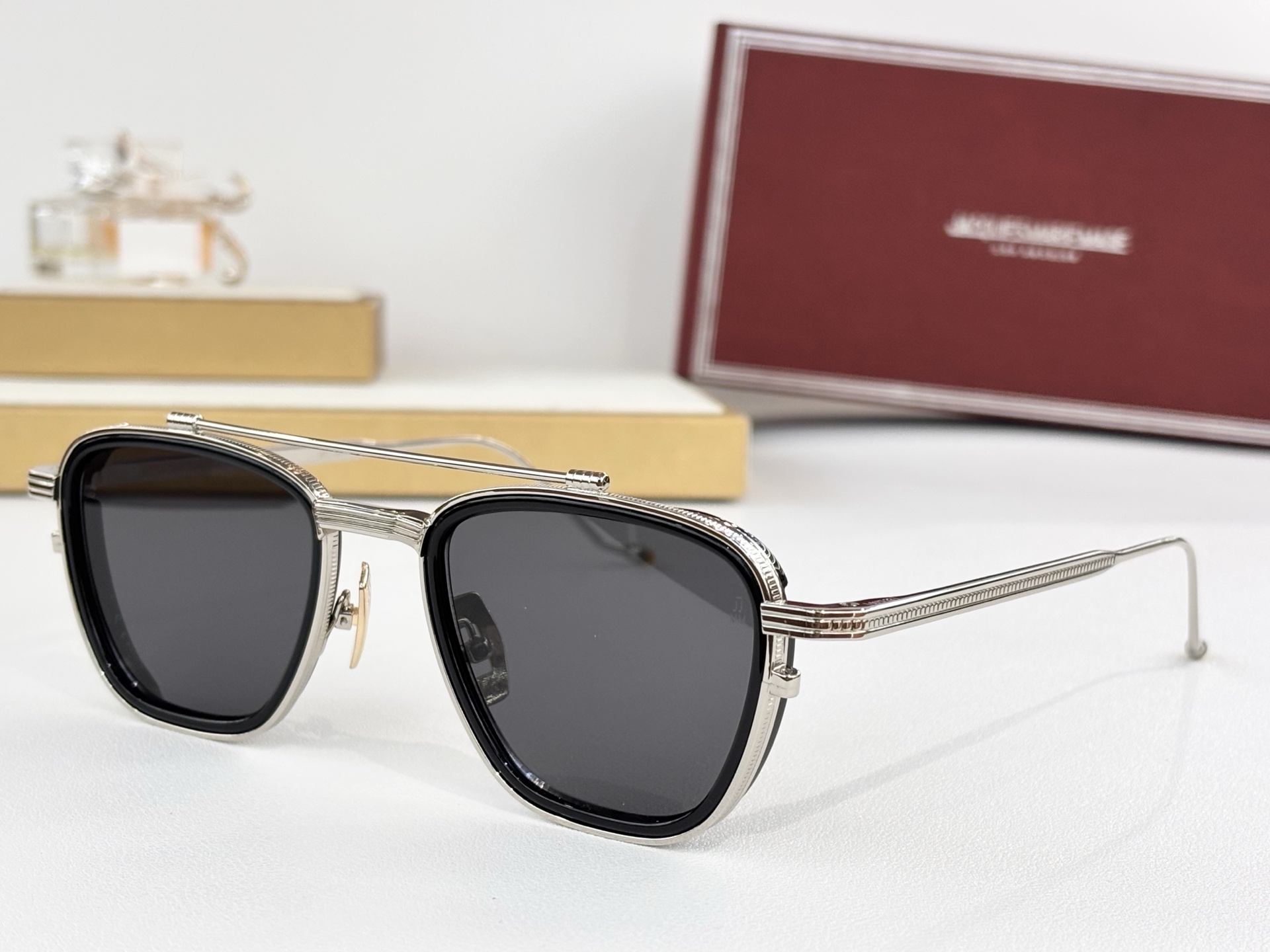 JACQUES MARIE MAGEMODEL：1992Size：50口22