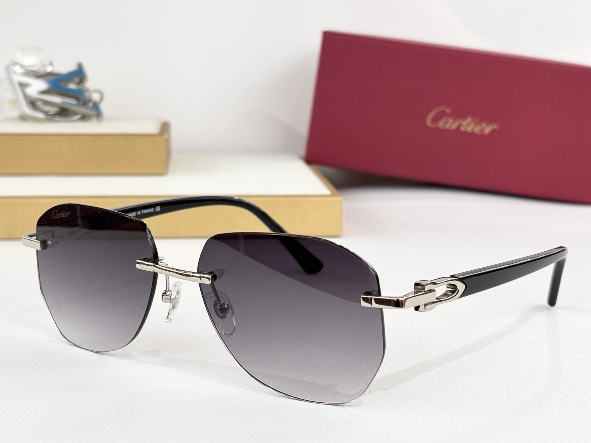CartierMOD：CT0583SSize：57口18-145