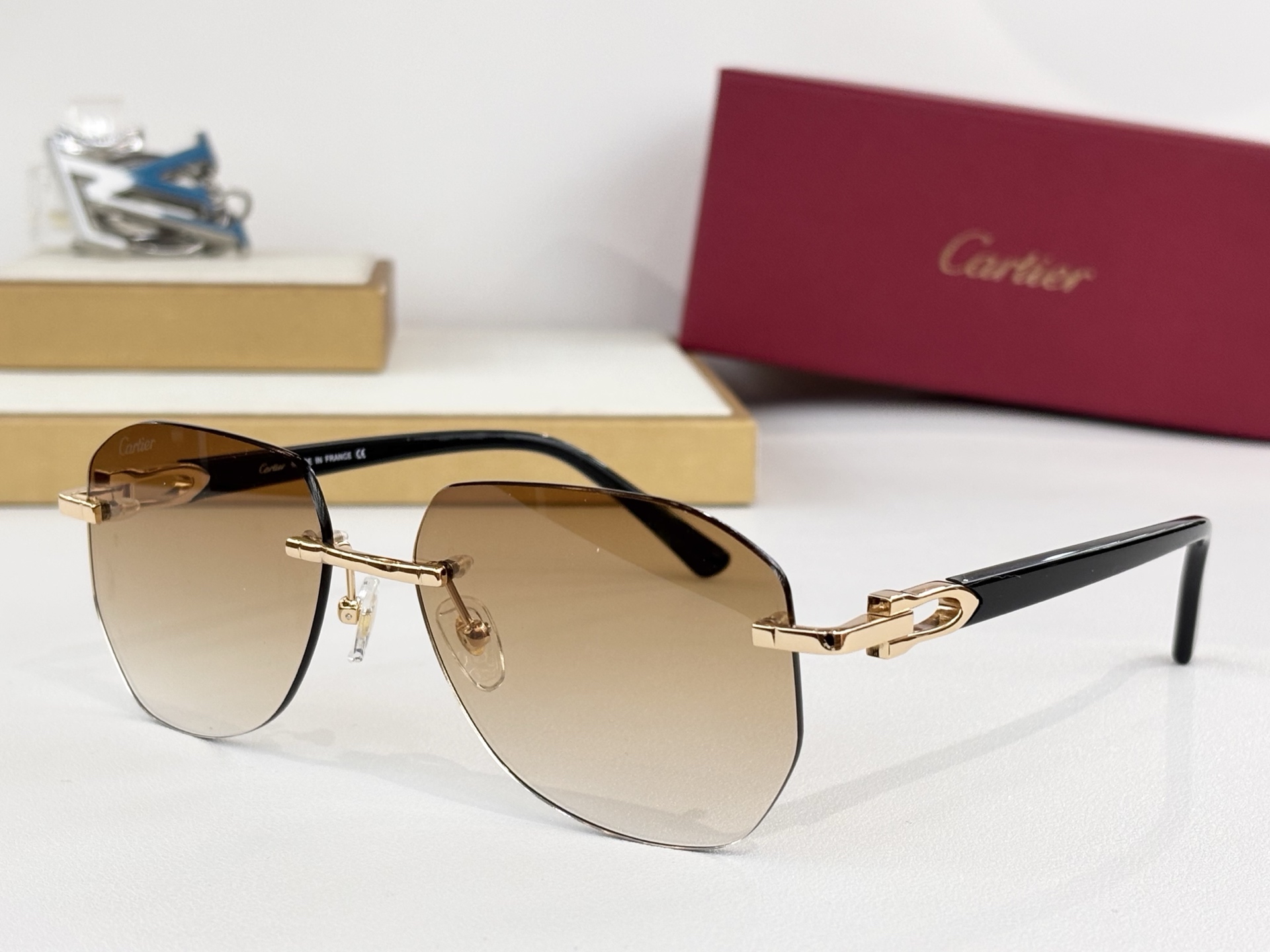 CartierMOD：CT0583SSize：57口18-145