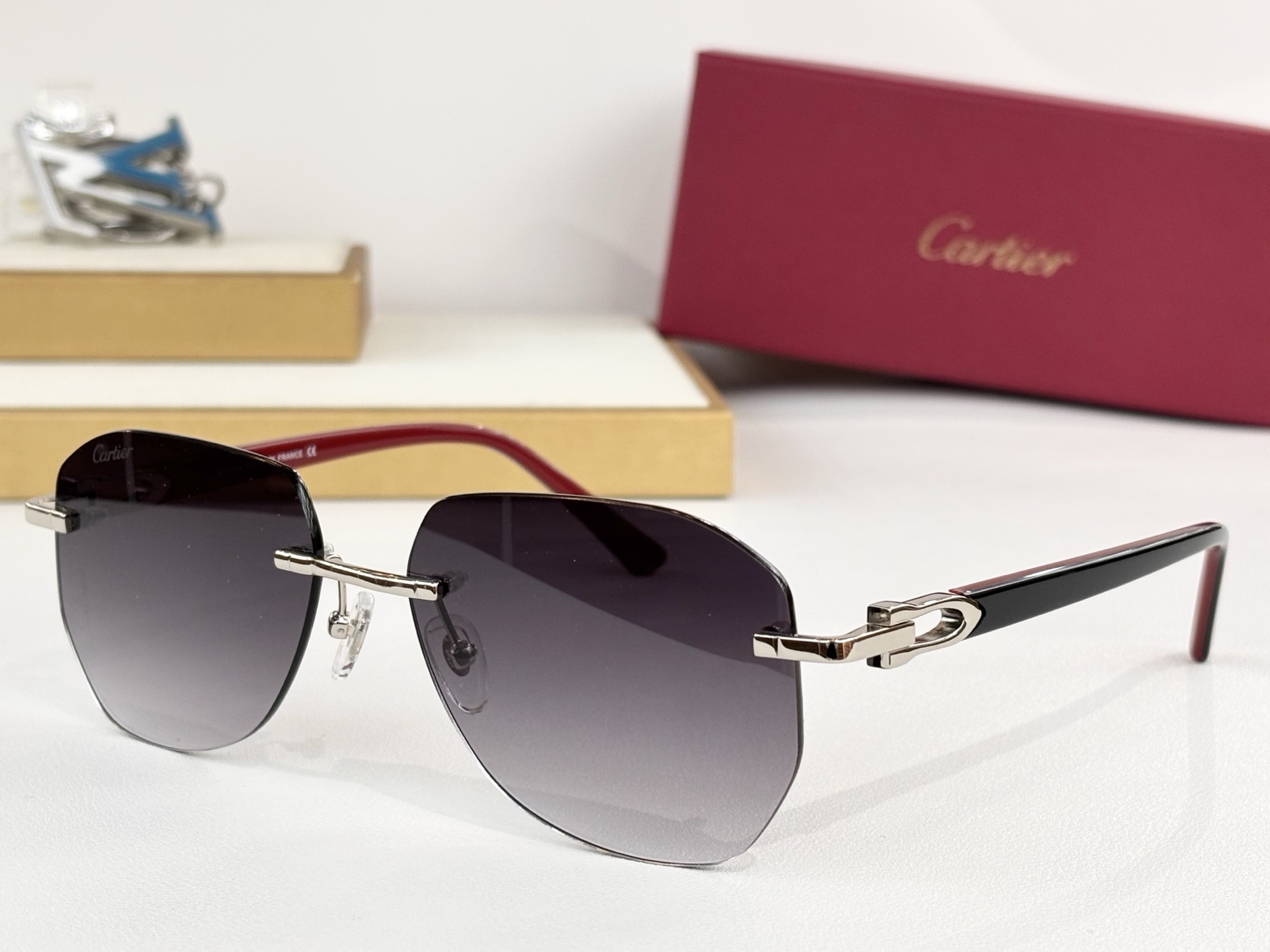 CartierMOD：CT0583SSize：57口18-145