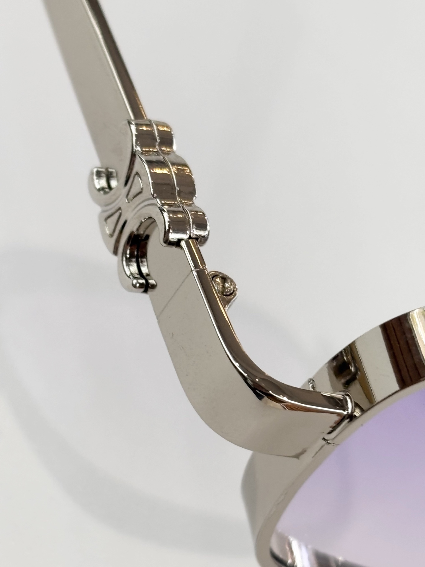 𝘾𝙀𝙇𝙄𝙉𝙀MOD：CL42142USize：50口21-143