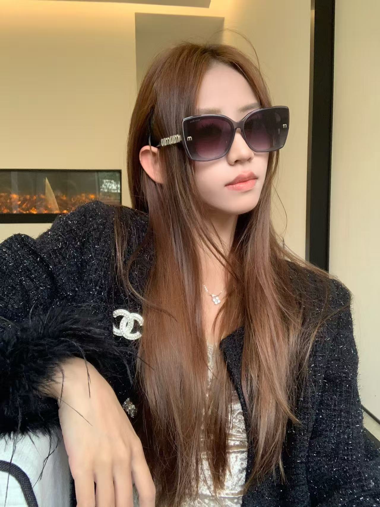 MIUMIUMOD:SMU086ZSize:51口19-135