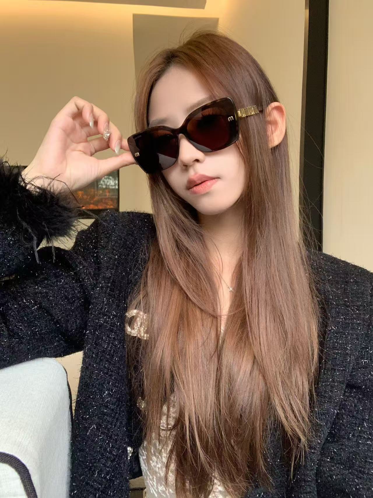 MIUMIUMOD:SMU086ZSize:51口19-135