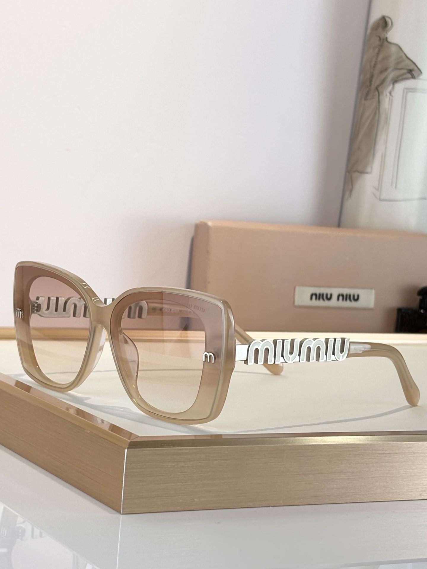 MIUMIUMOD:SMU086ZSize:51口19-135