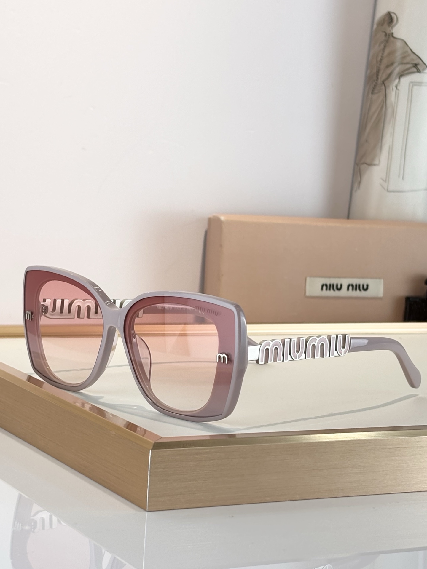 MIUMIUMOD:SMU086ZSize:51口19-135