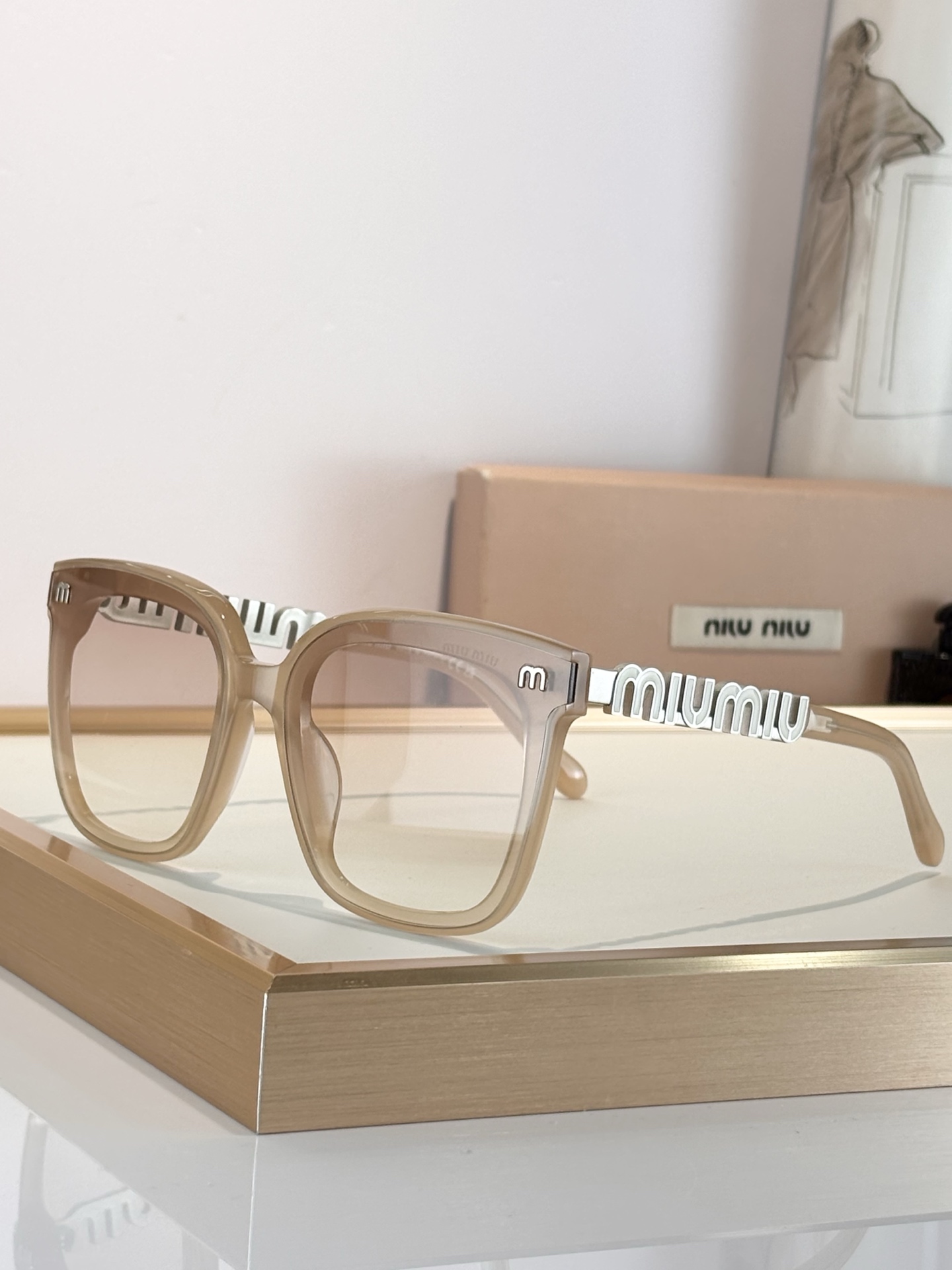 MIUMIUMOD:SMU088ZSize:53口24-135