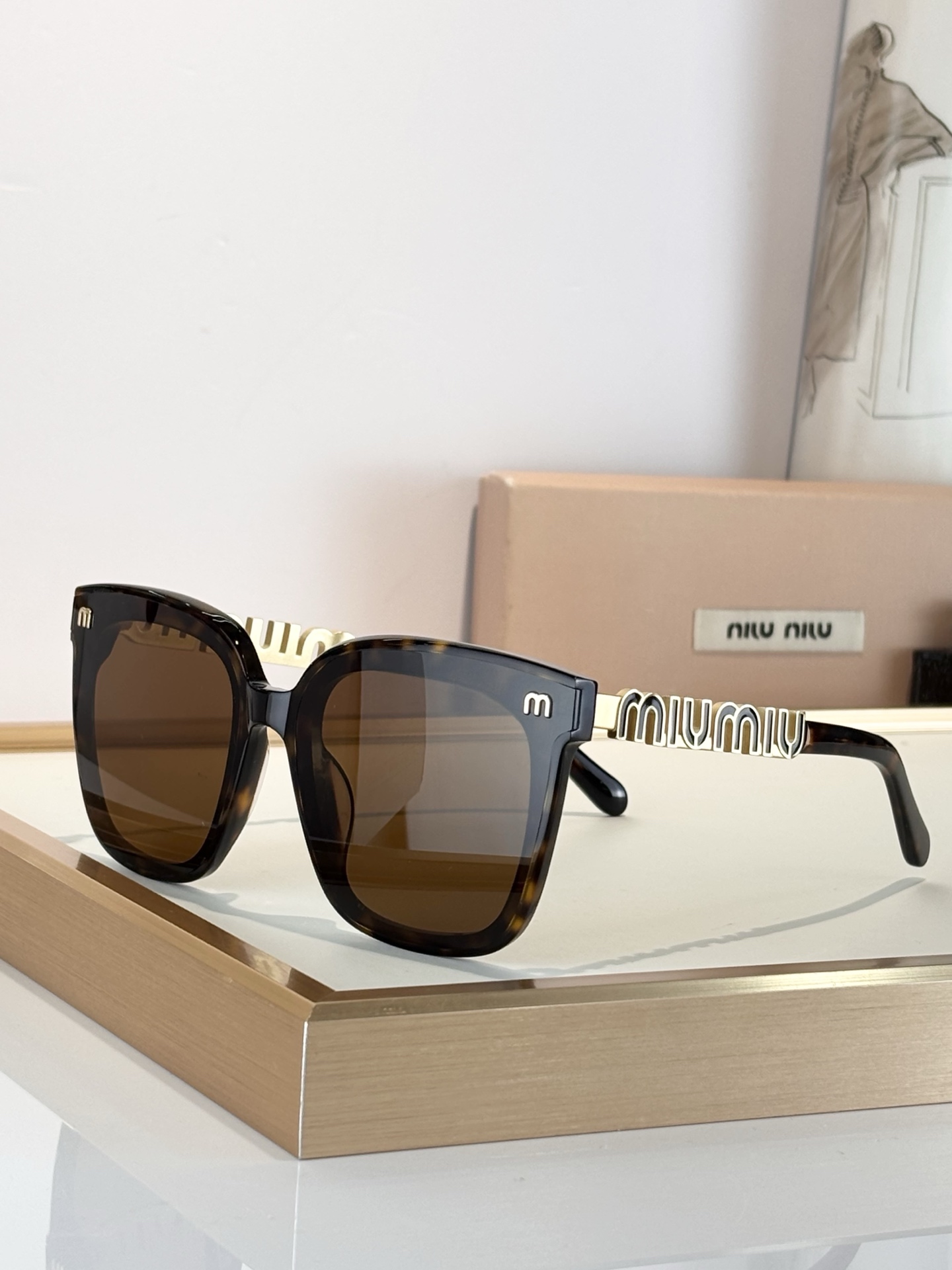 MIUMIUMOD:SMU088ZSize:53口24-135