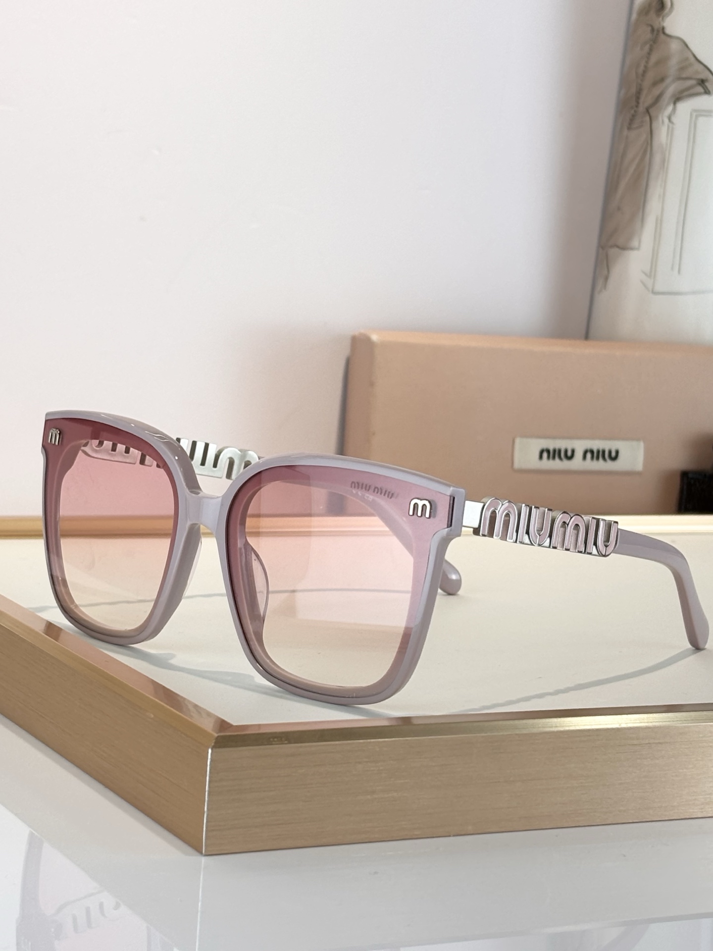 MIUMIUMOD:SMU088ZSize:53口24-135