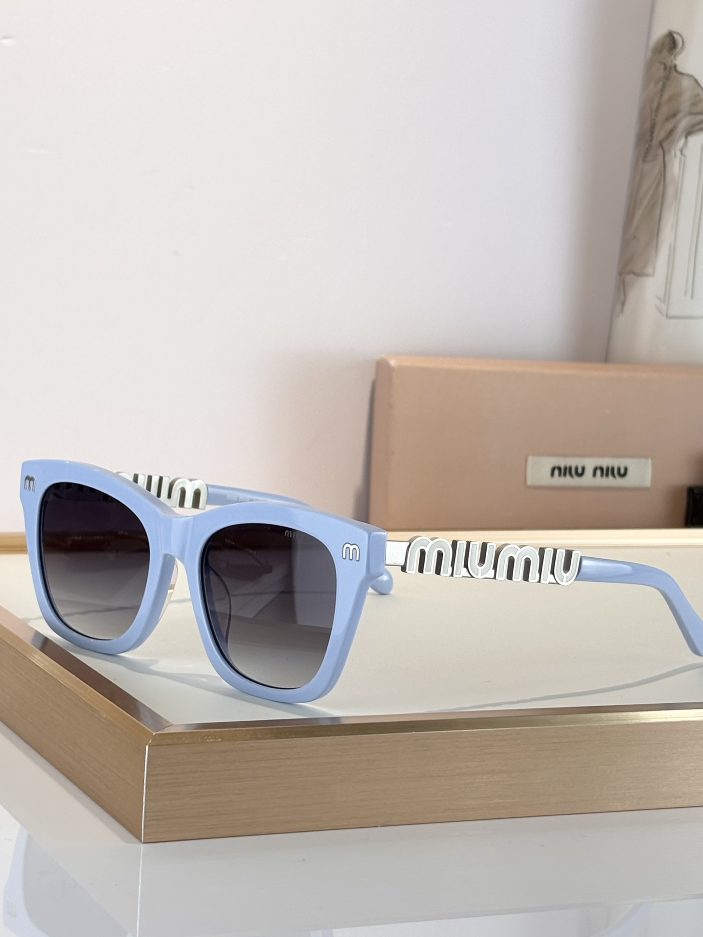 MIUMIUMOD:SMU085ZSize:51口20-135