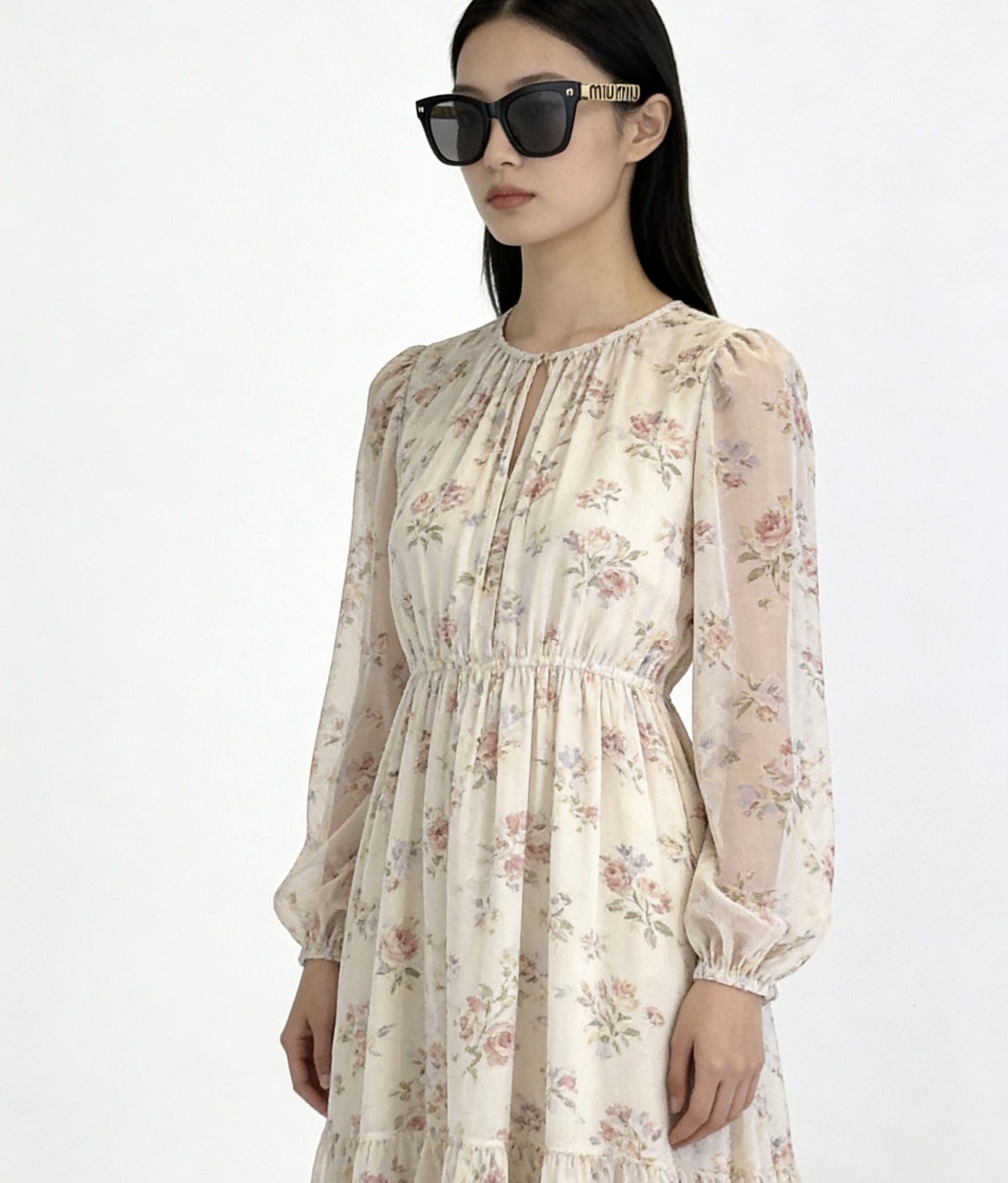 MIUMIUMOD:SMU085ZSize:51口20-135