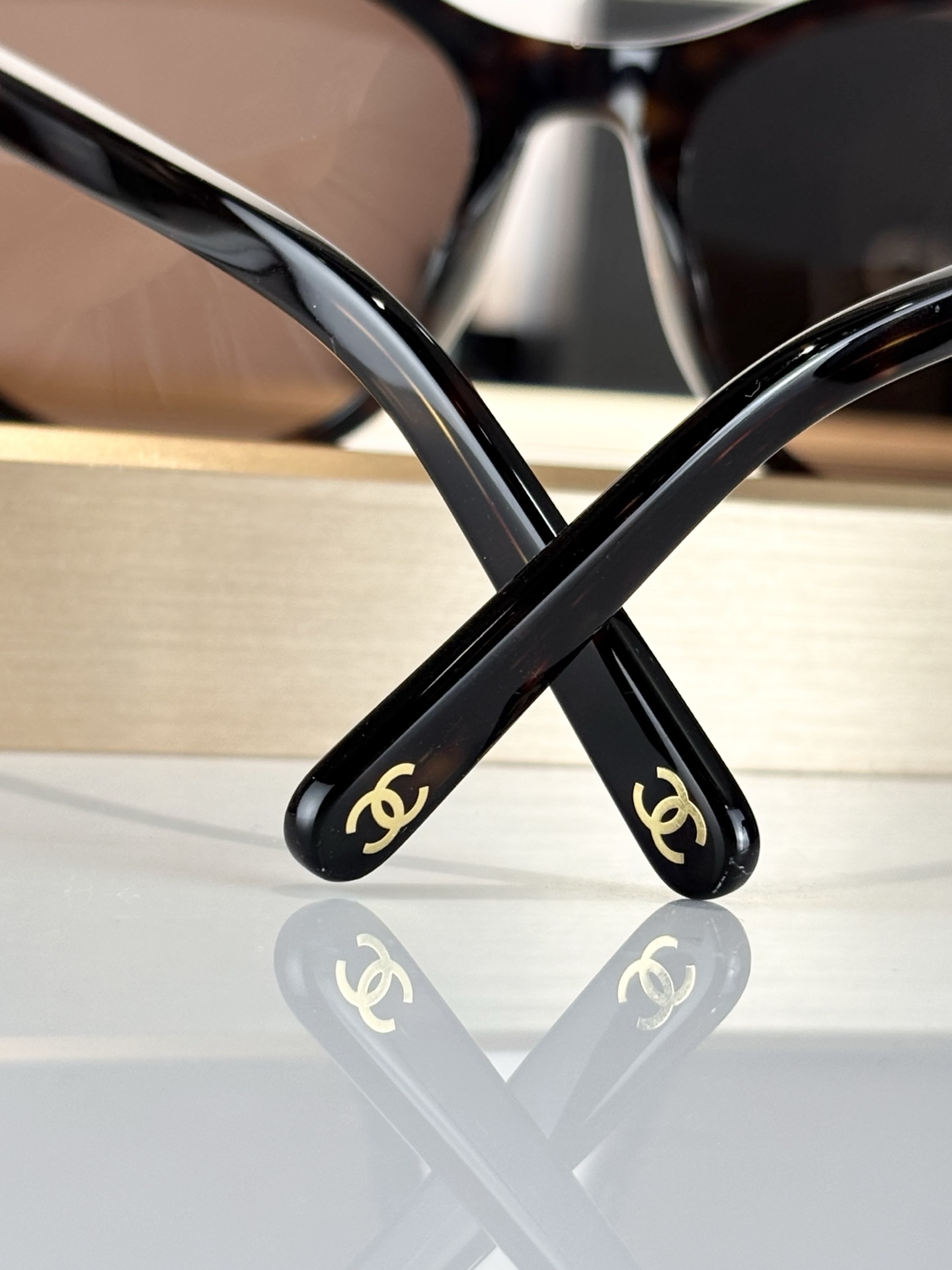 CHANELMODEL：CH8820SIZE：54口23-145