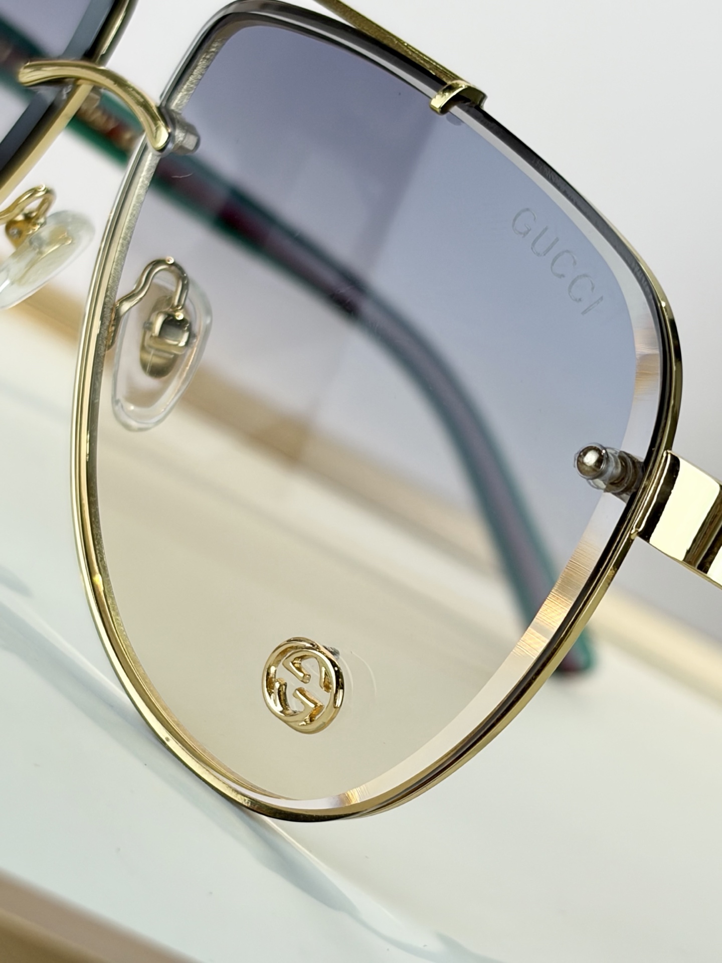 GUCCIMOD：GG1418SSize：64口12-145