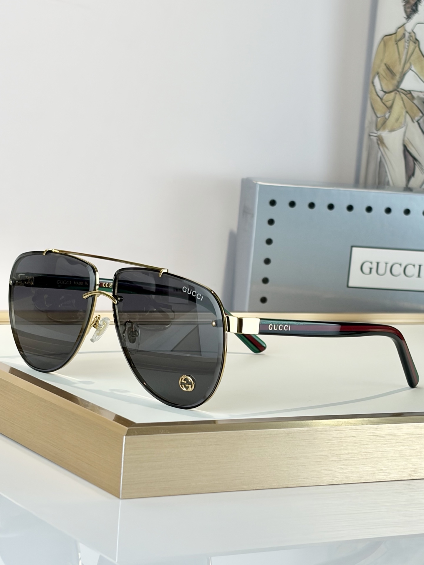 GUCCIMOD：GG1418SSize：64口12-145