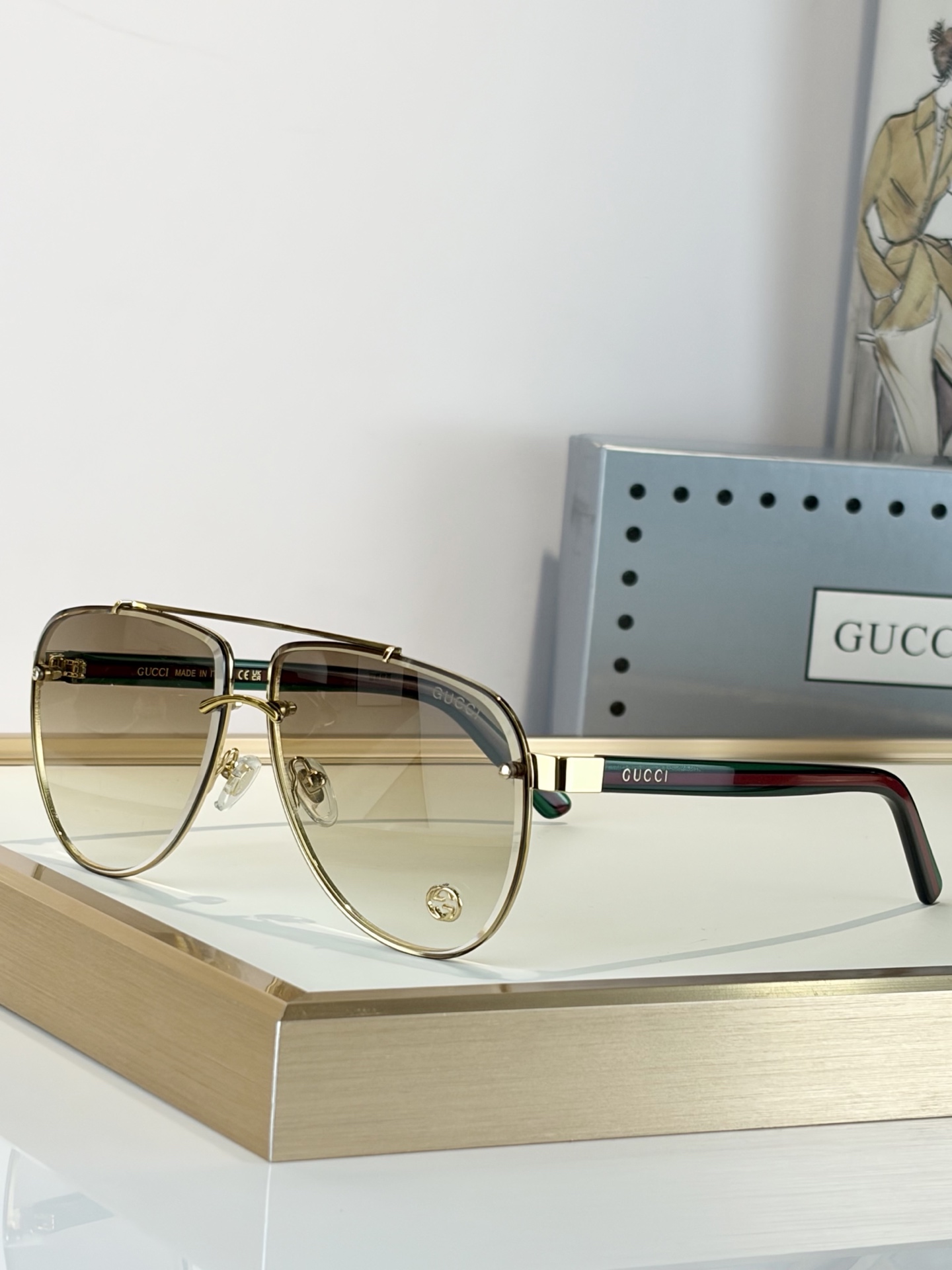 GUCCIMOD：GG1418SSize：64口12-145