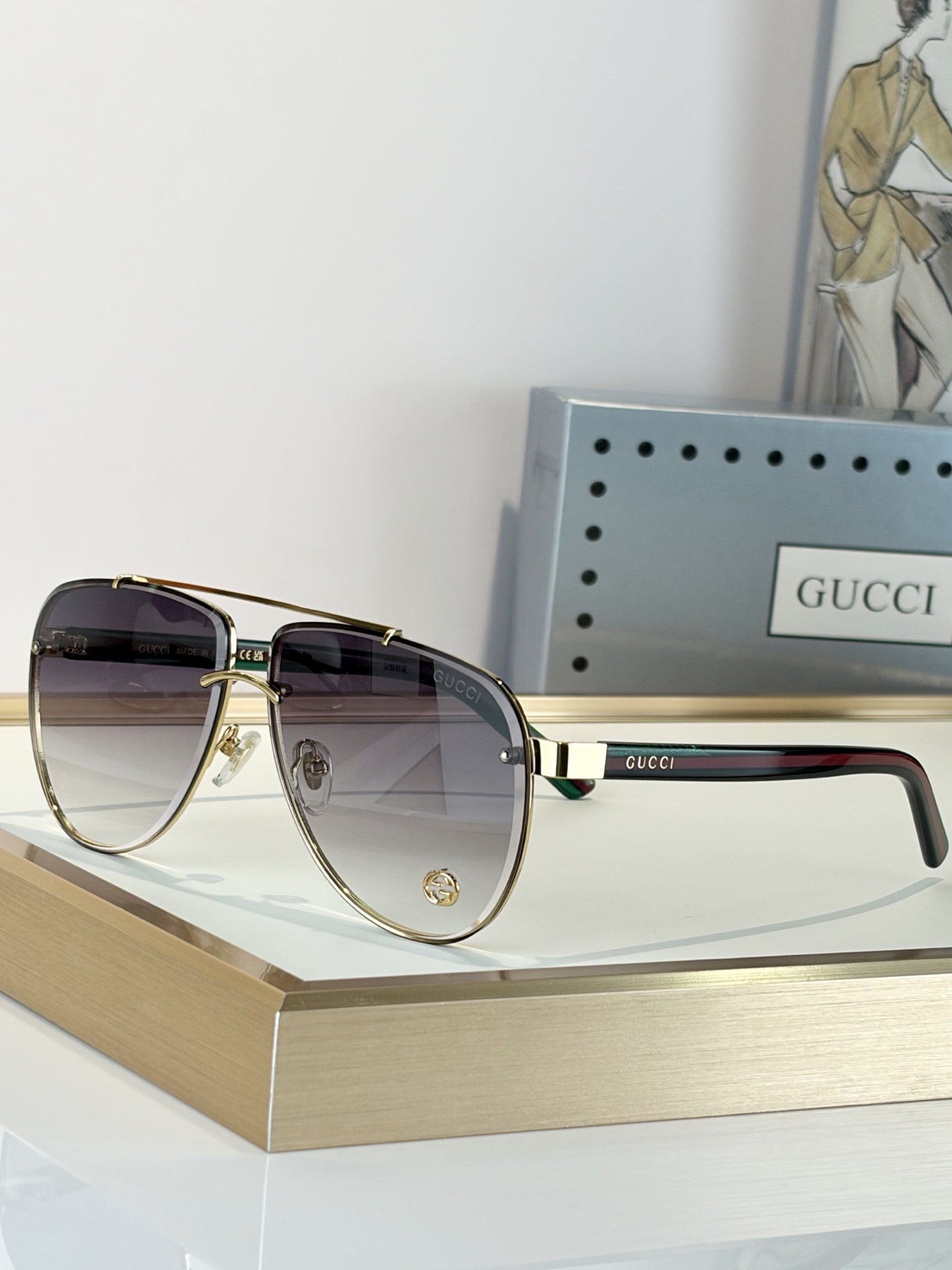 GUCCIMOD：GG1418SSize：64口12-145