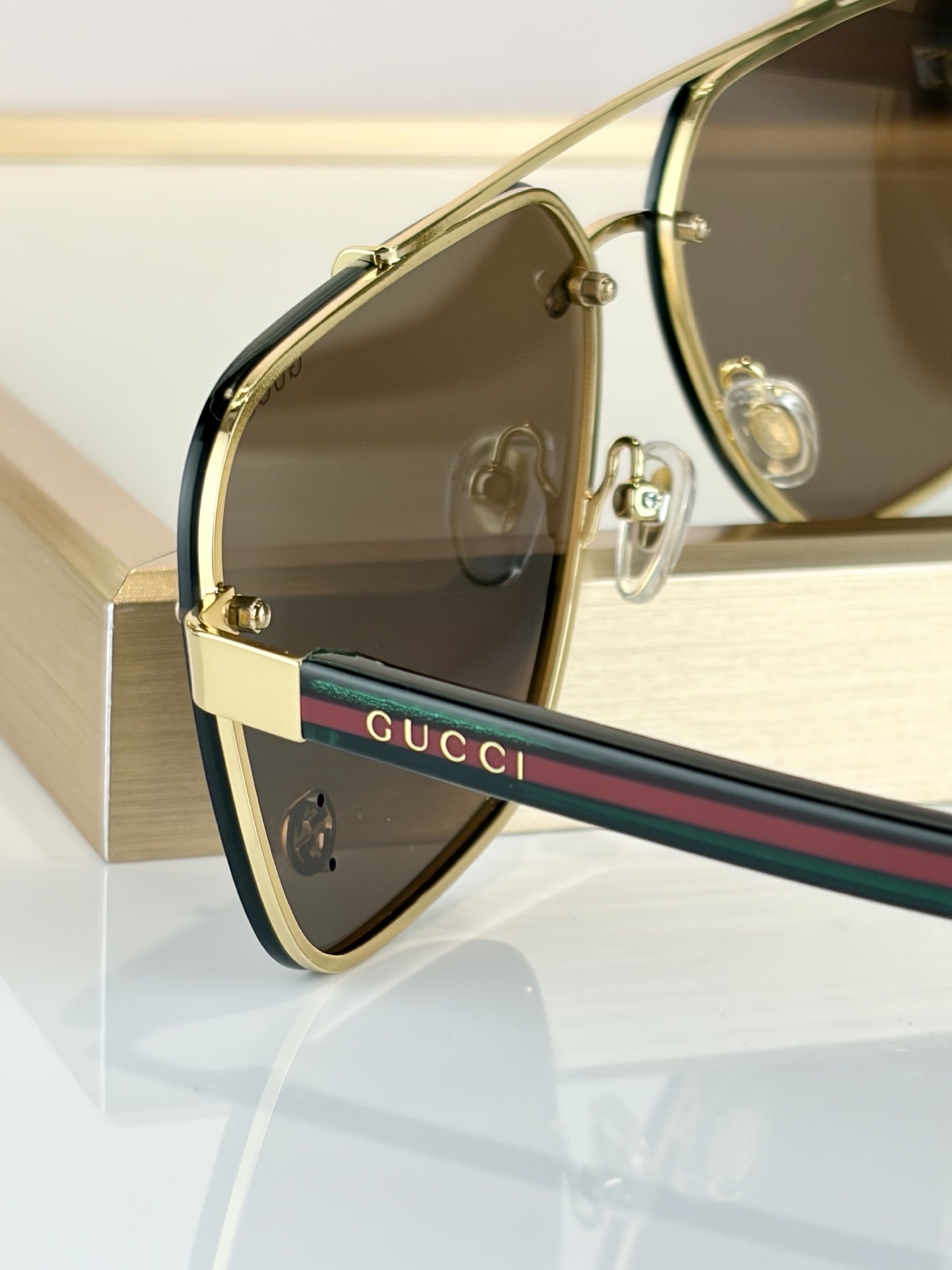 GUCCIMOD：GG1419SSize：64口12-145