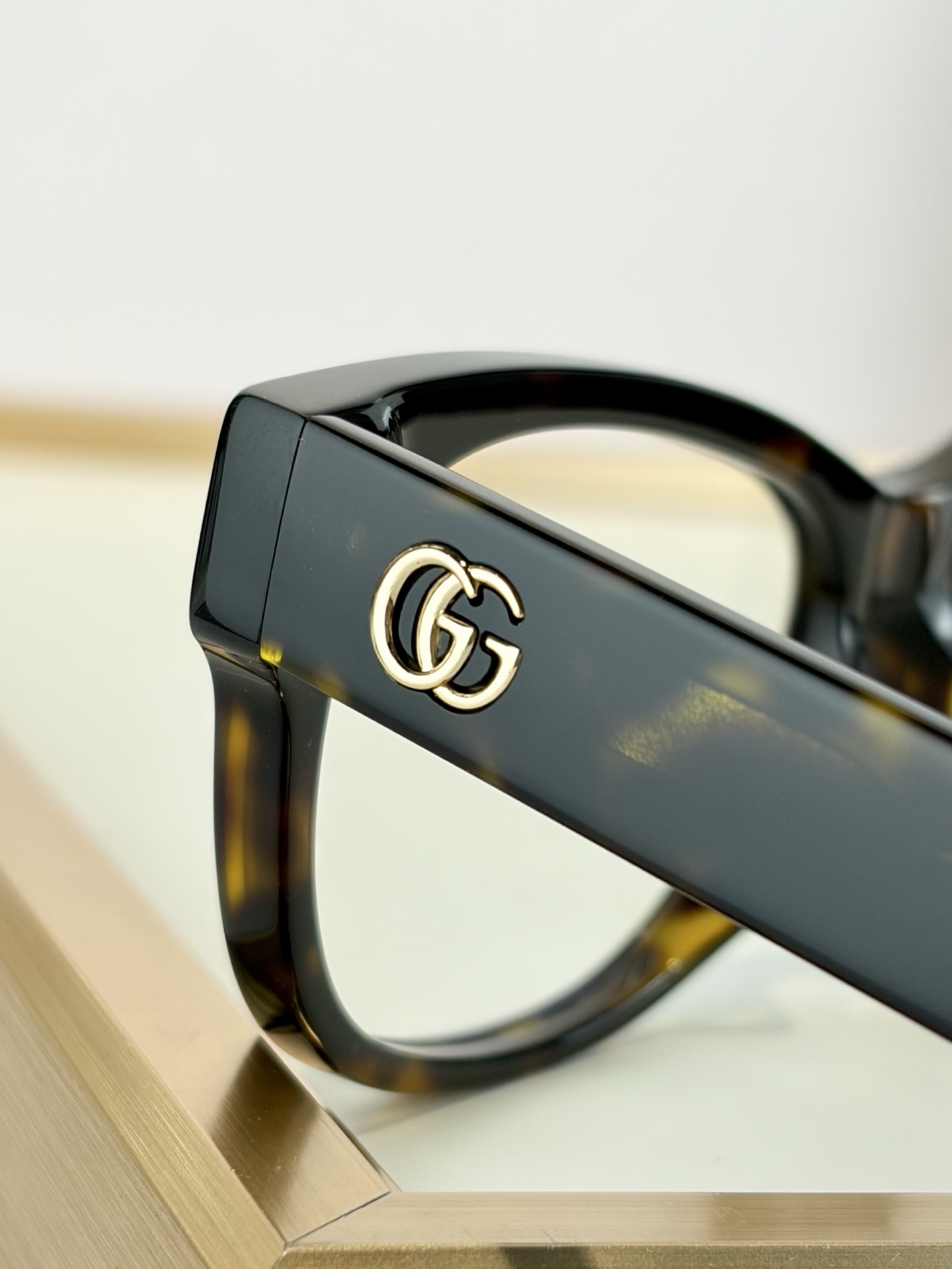 GUCCIMOD：GG0278OASize：55口15-145