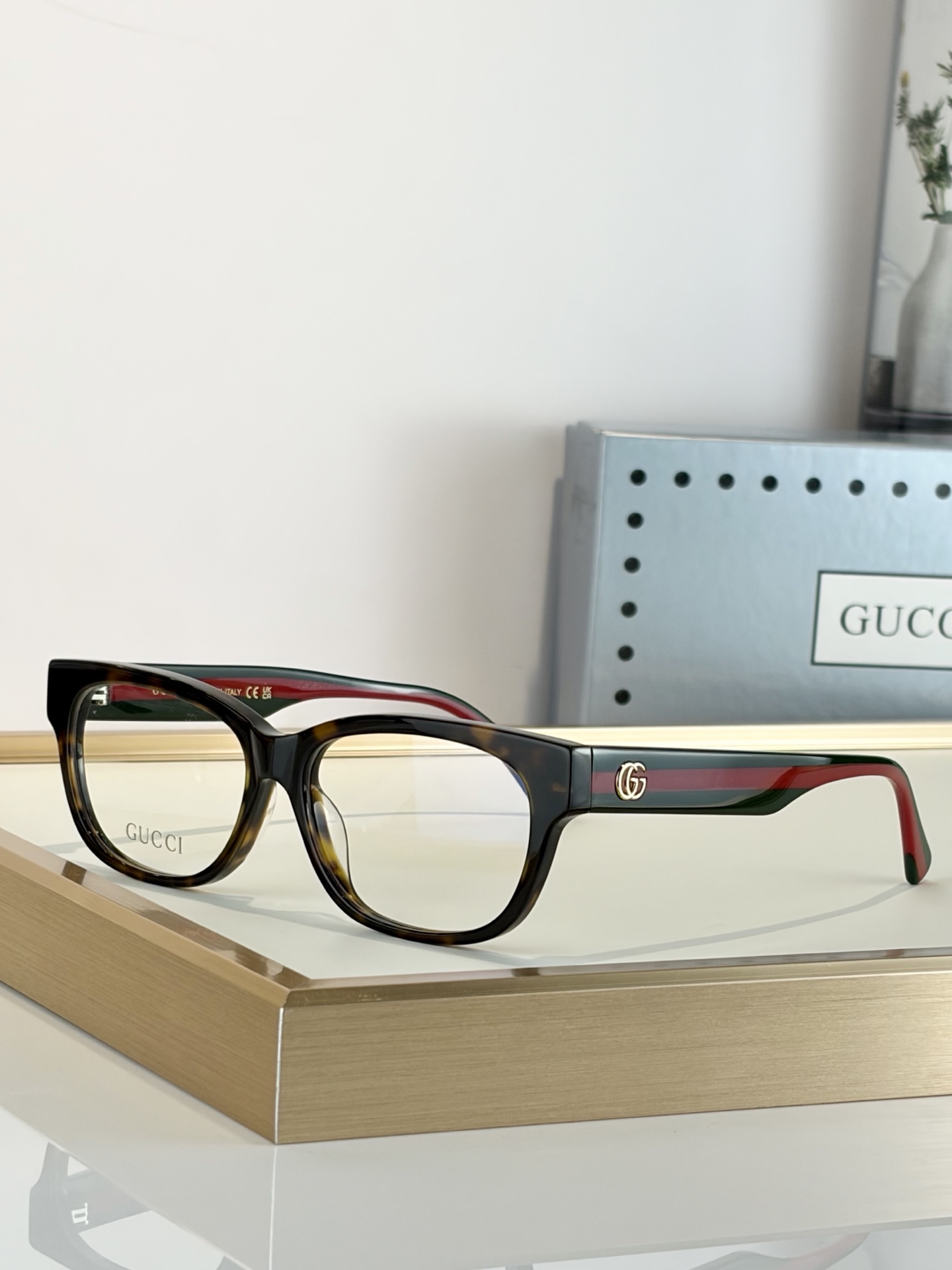 GUCCIMOD：GG0278OASize：55口15-145