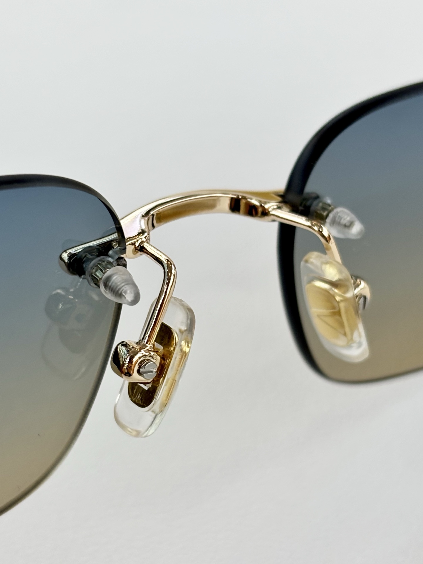 VALENTINOMODEL：VG0031SSIZE：53口18-140