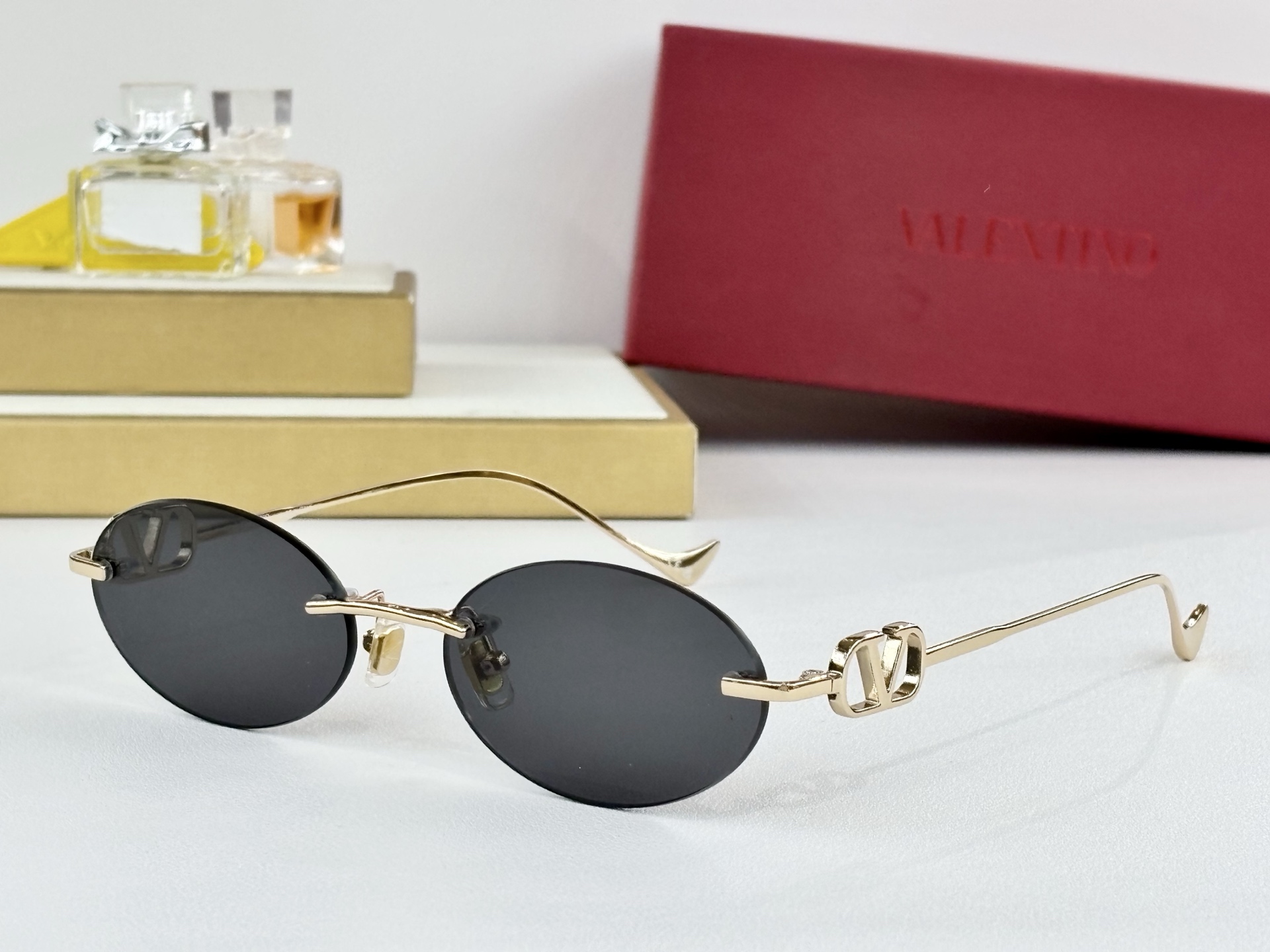 VALENTINOMODEL：VG0032SSIZE：54口17-140