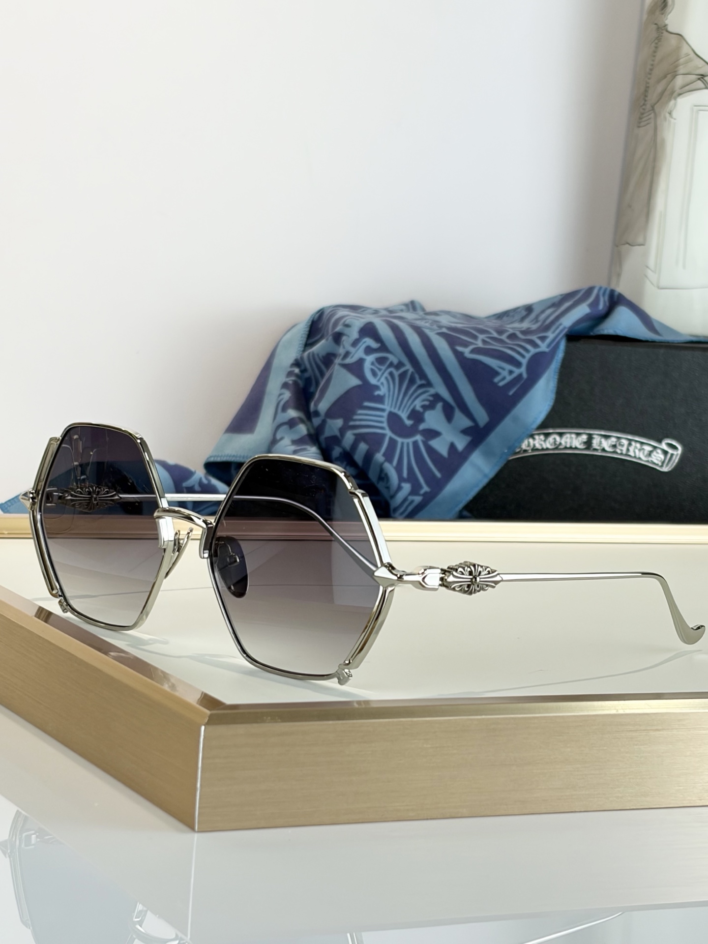 ChromeHearts MOD：CREAMEDsize:57口16-137