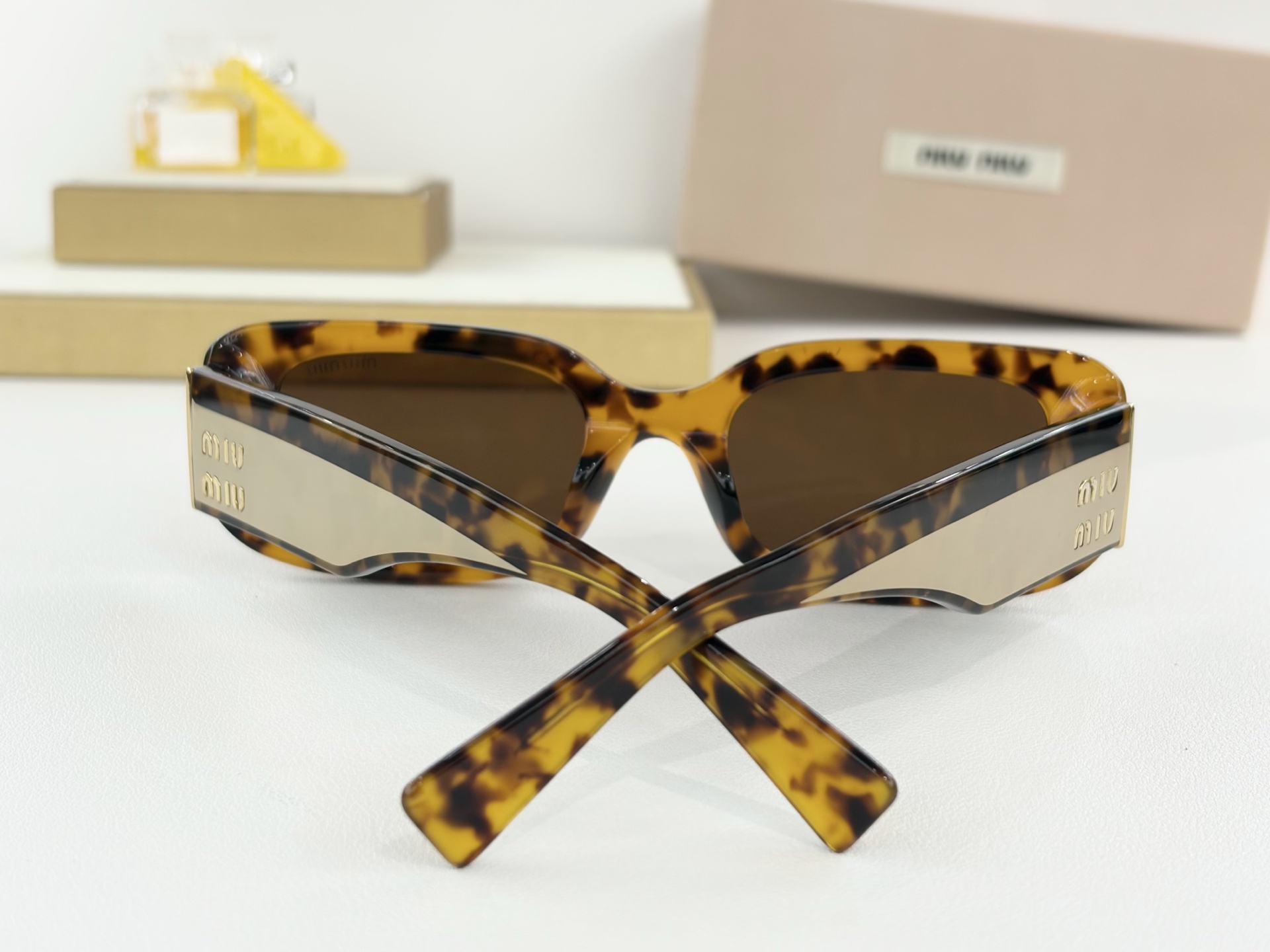 MIUMIUMOD：OMU 08YSSize：51口21-140