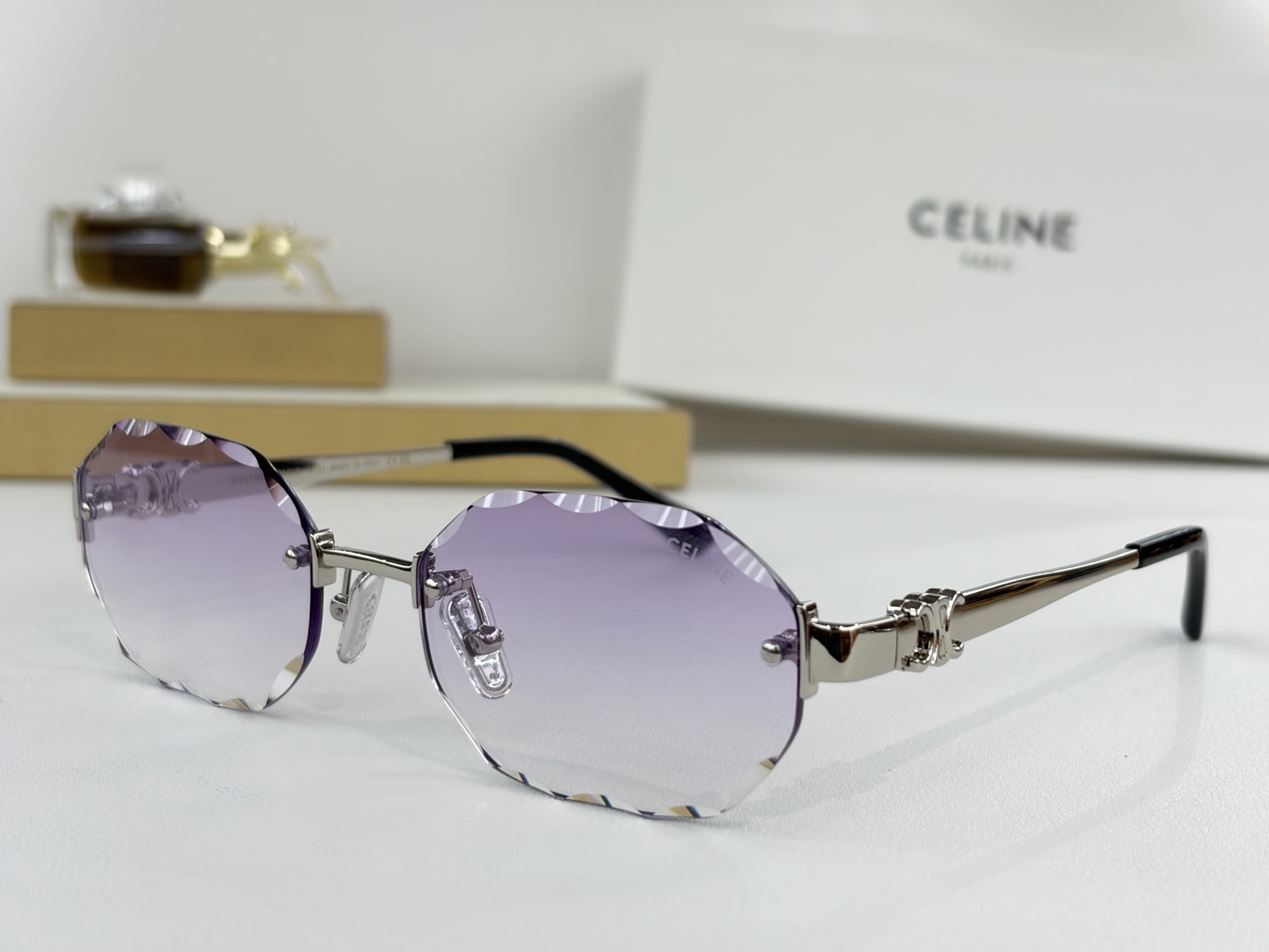 CELIN*MODEL: CL42141USIZE:56口18-143
