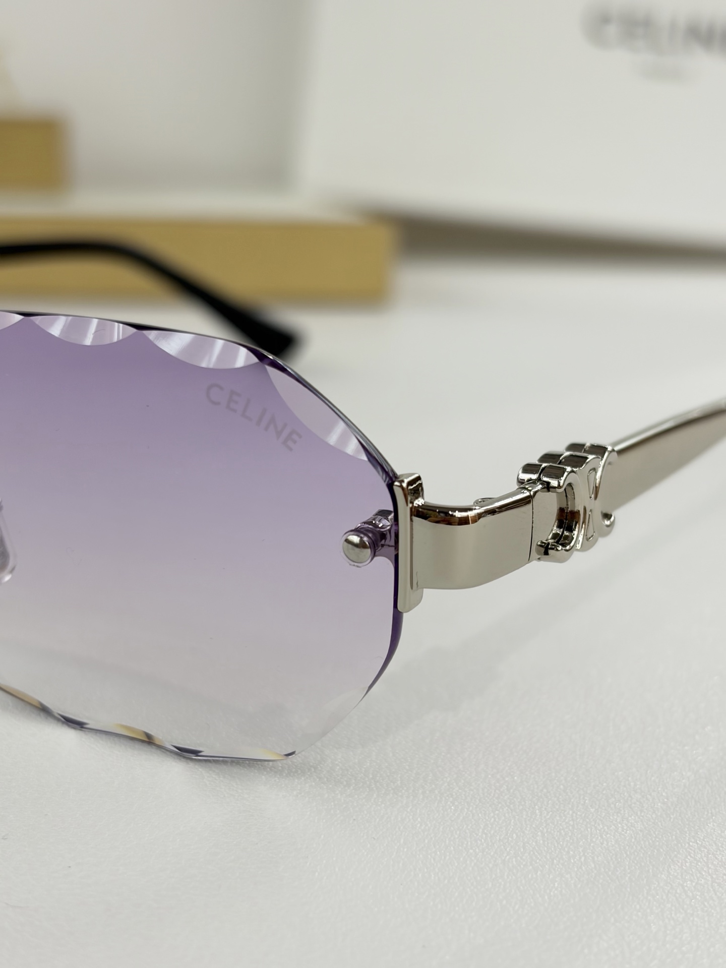 CELIN*MODEL: CL42141USIZE:56口18-143