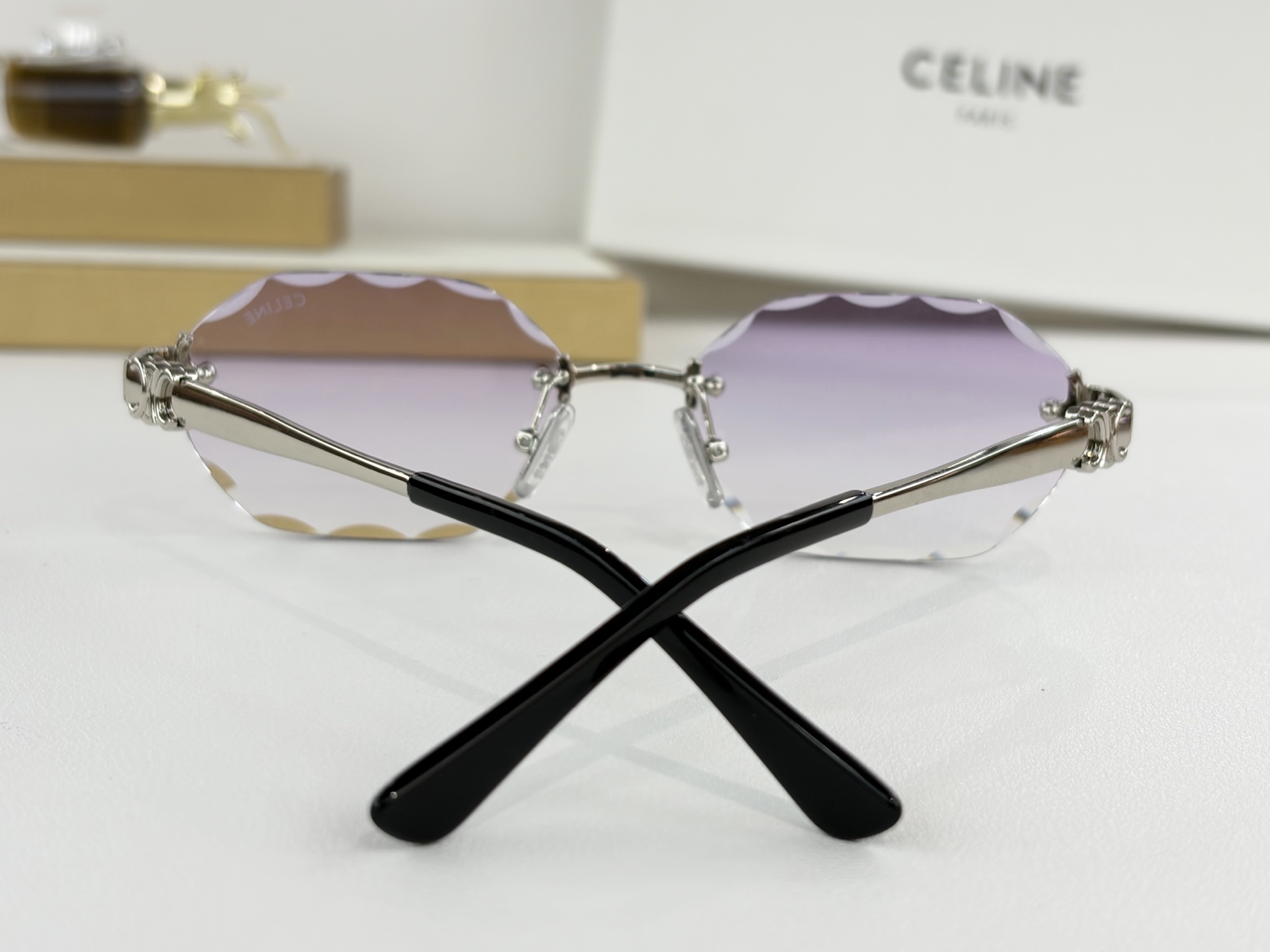 CELIN*MODEL: CL42141USIZE:56口18-143