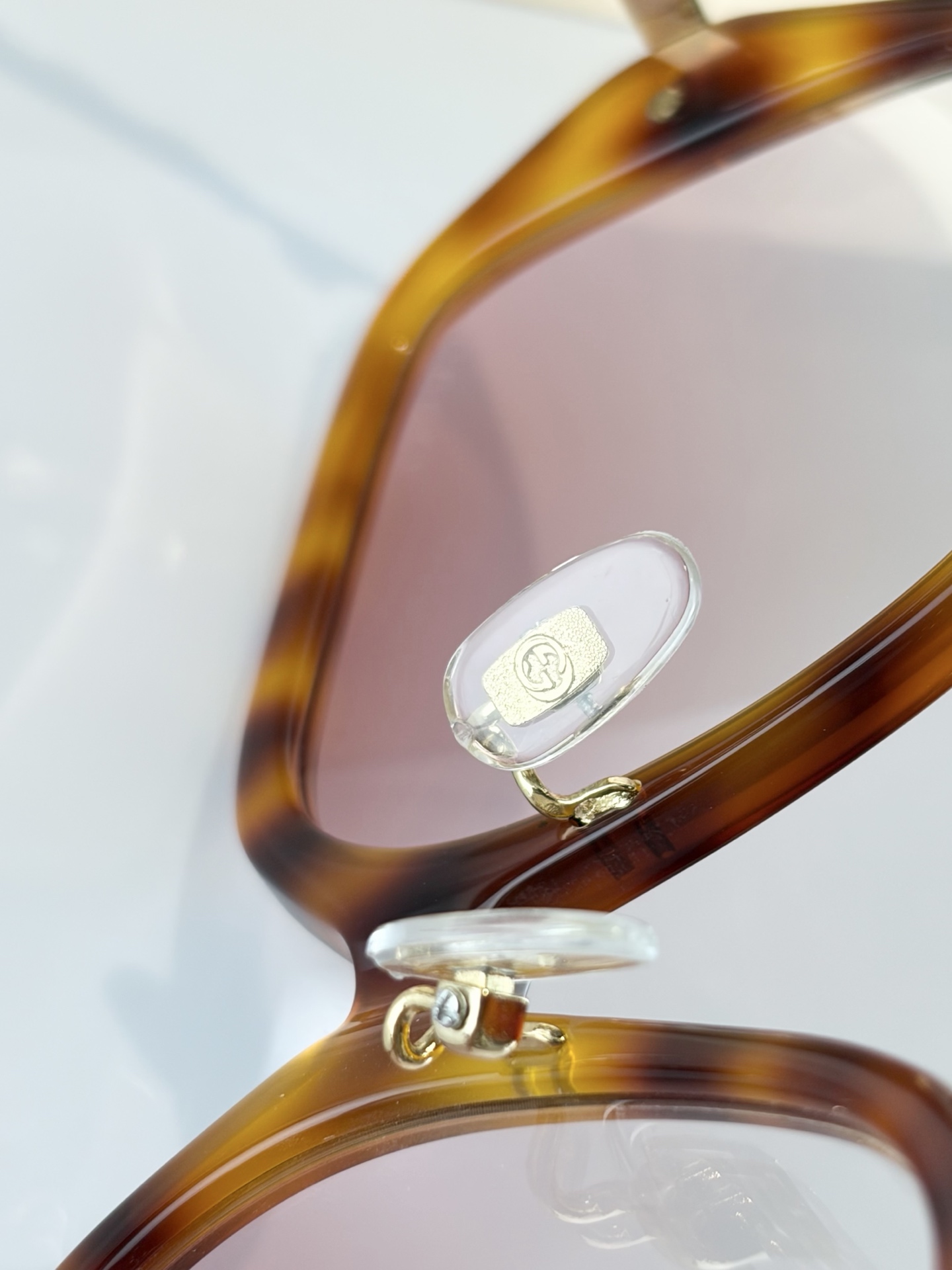 GUCC*MOD：GG2055SASize：57口17-145