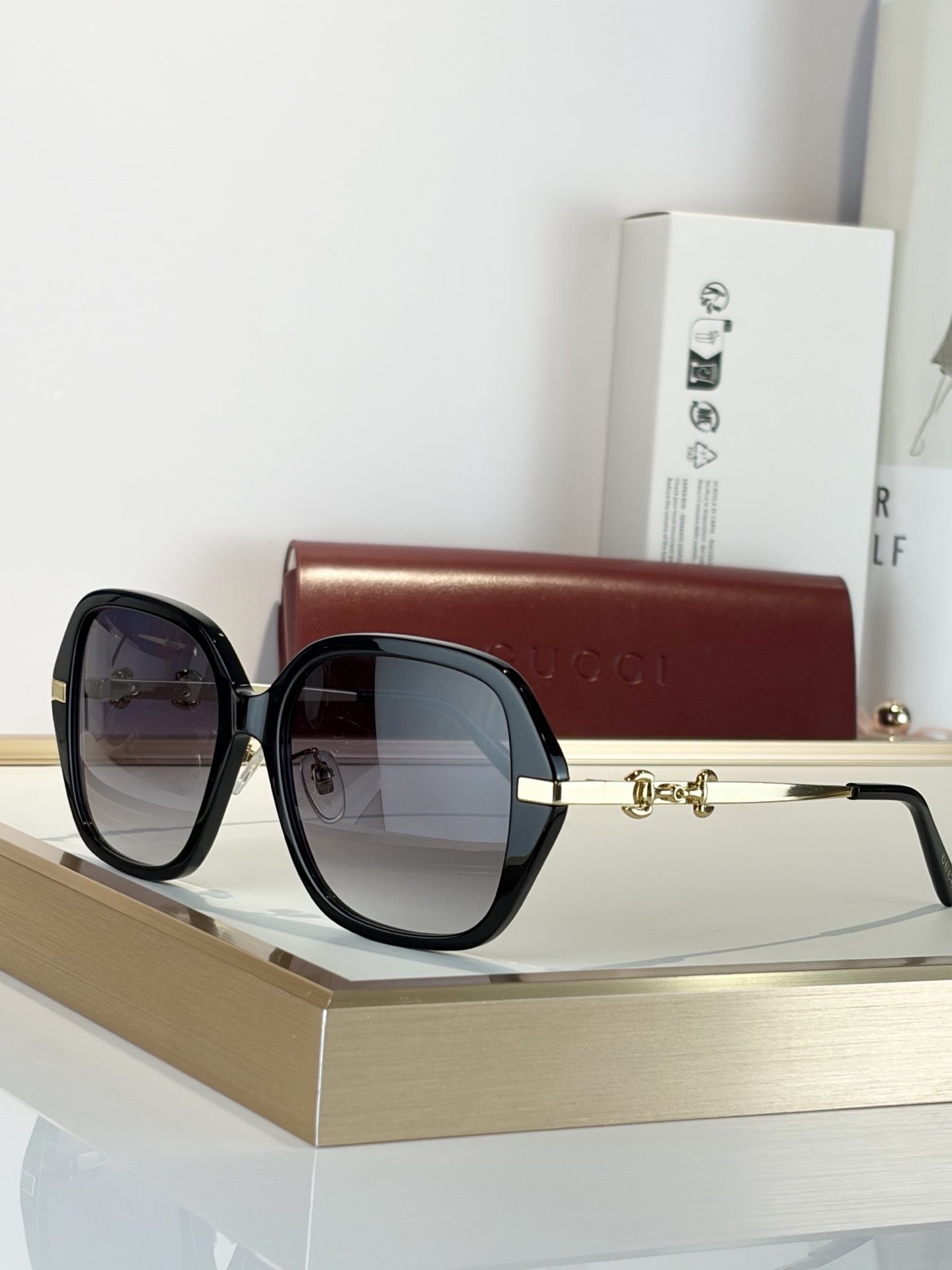 GUCC*MOD：GG2055SASize：57口17-145