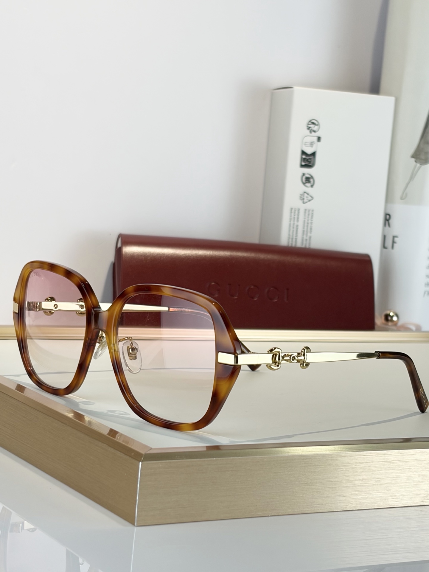 GUCC*MOD：GG2055SASize：57口17-145