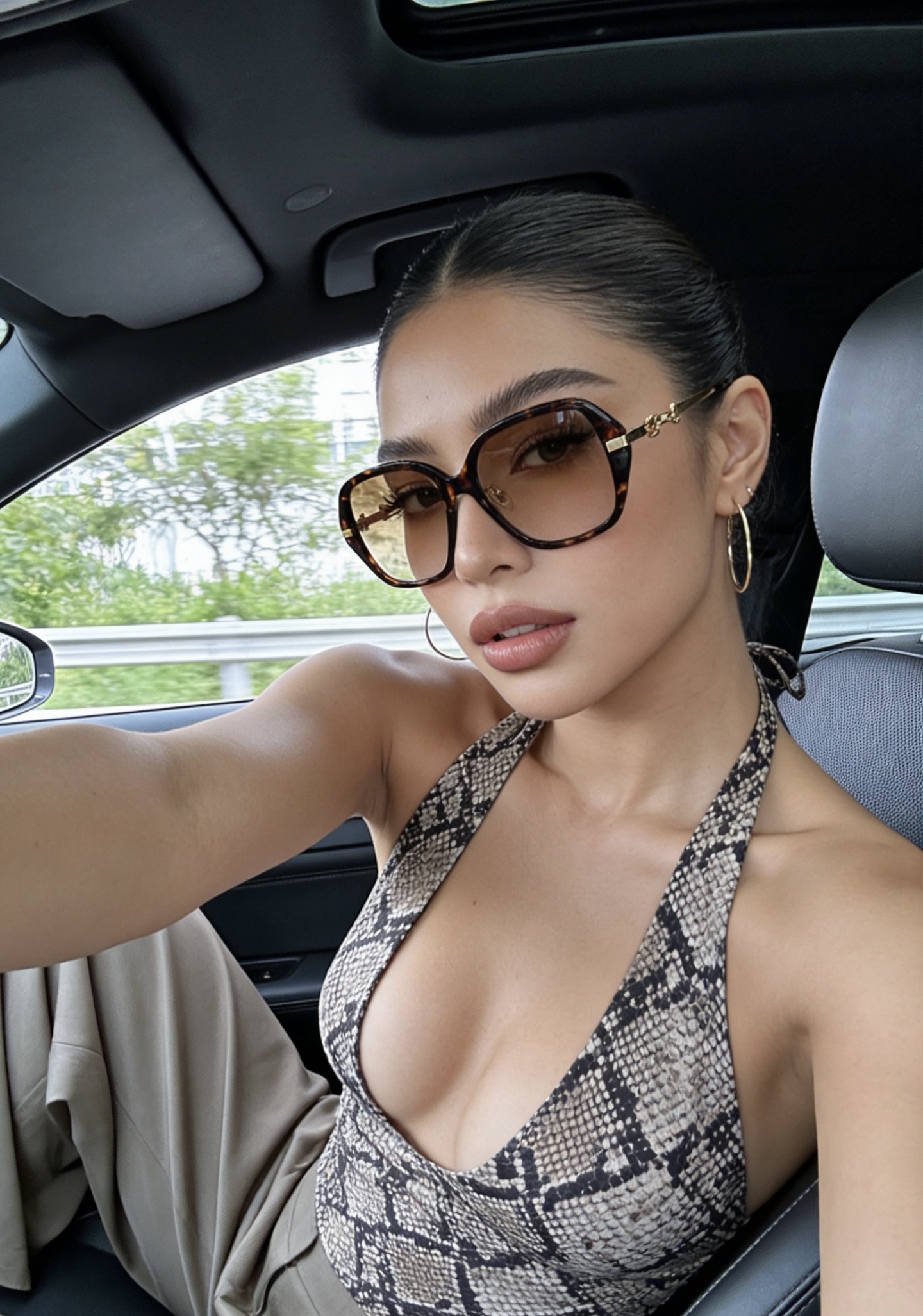 GUCC*MOD：GG2055SASize：57口17-145