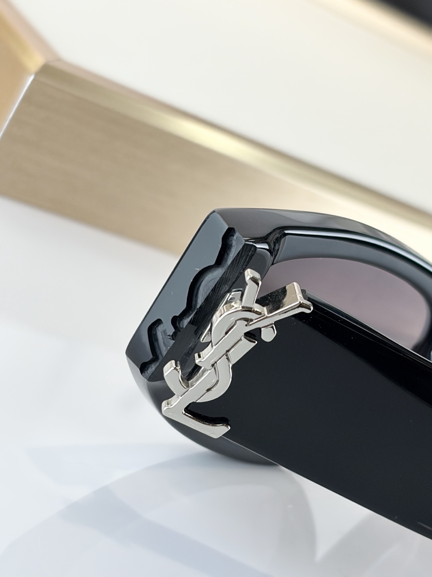 SAINT LAUREN*MOD:SL M182/Fsize：56口19-145