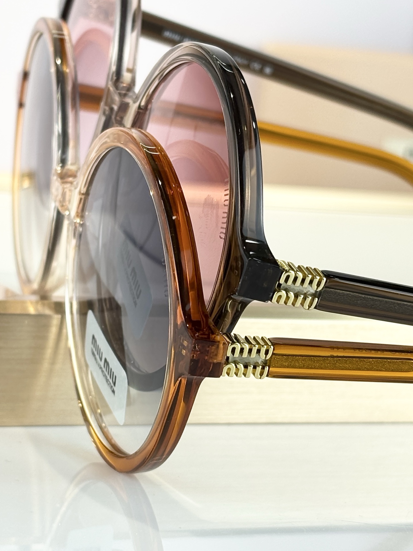 MIU MIUMOD：MU B02SSize：55口21-145