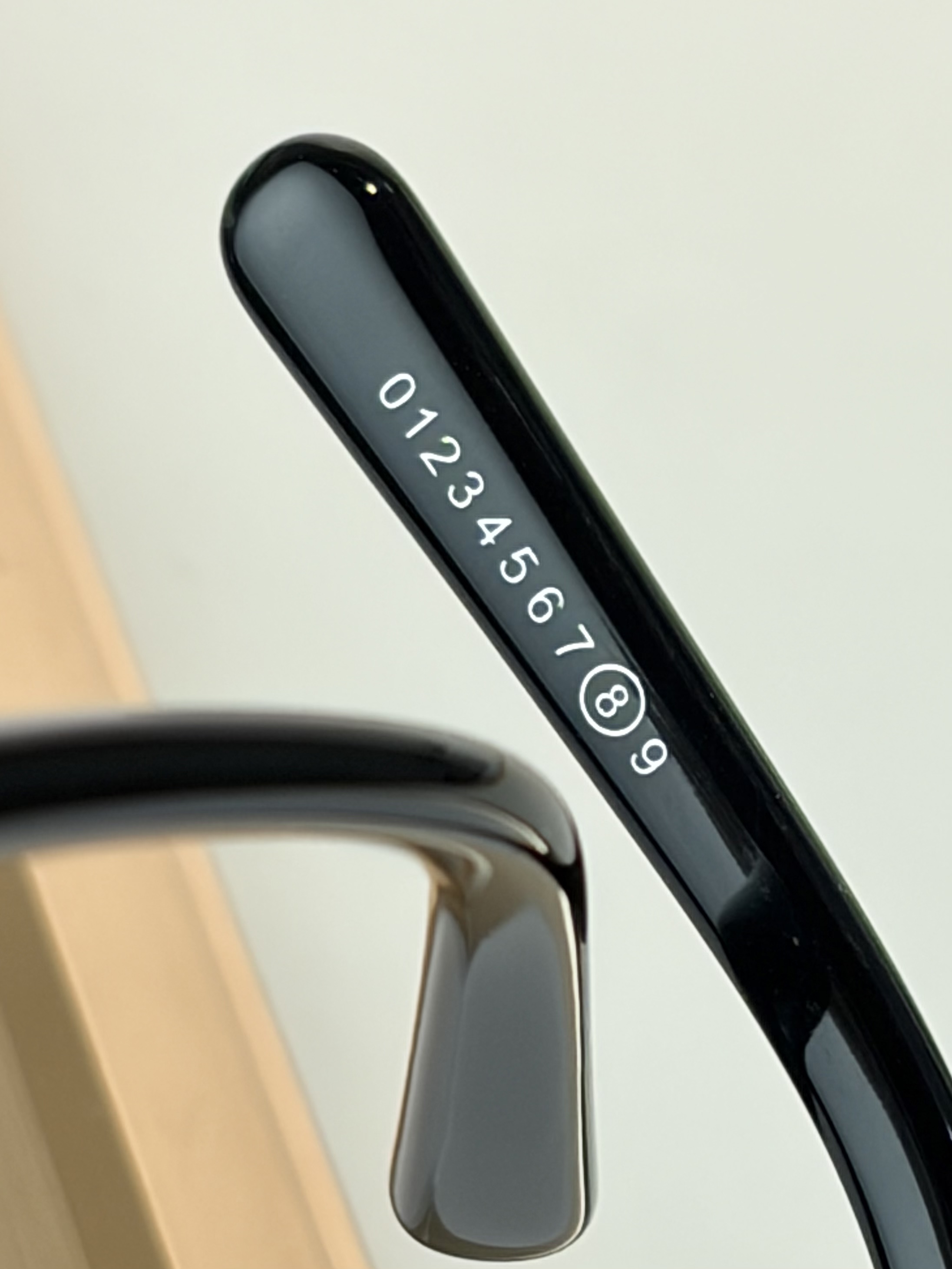 Maison Margiela X GENTLE MONSTE*MODEL:MM202SIZE：60口2