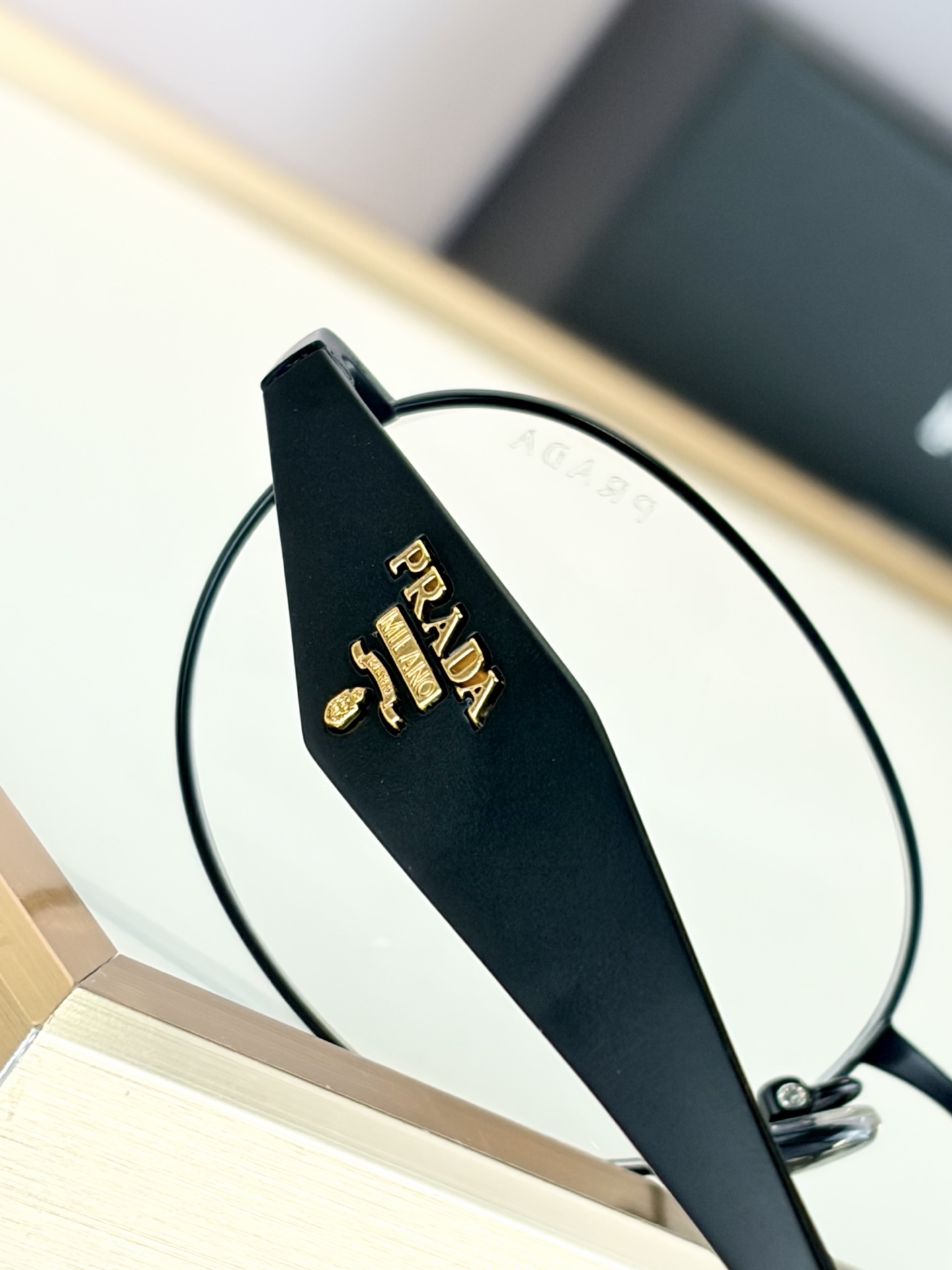 PRADAMODEL：PRD53VSIZE：54口19-140