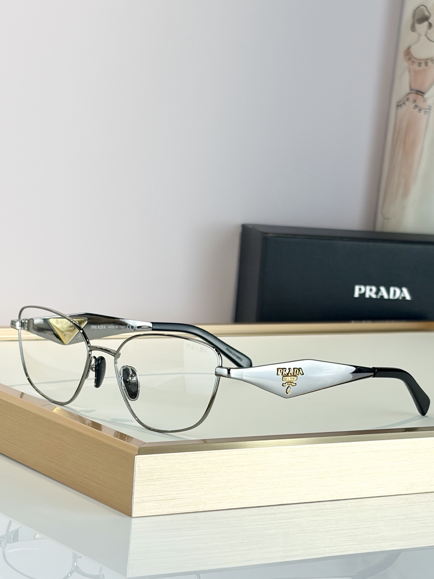 PRADAMODEL：PRD52VSIZE：54口17-140