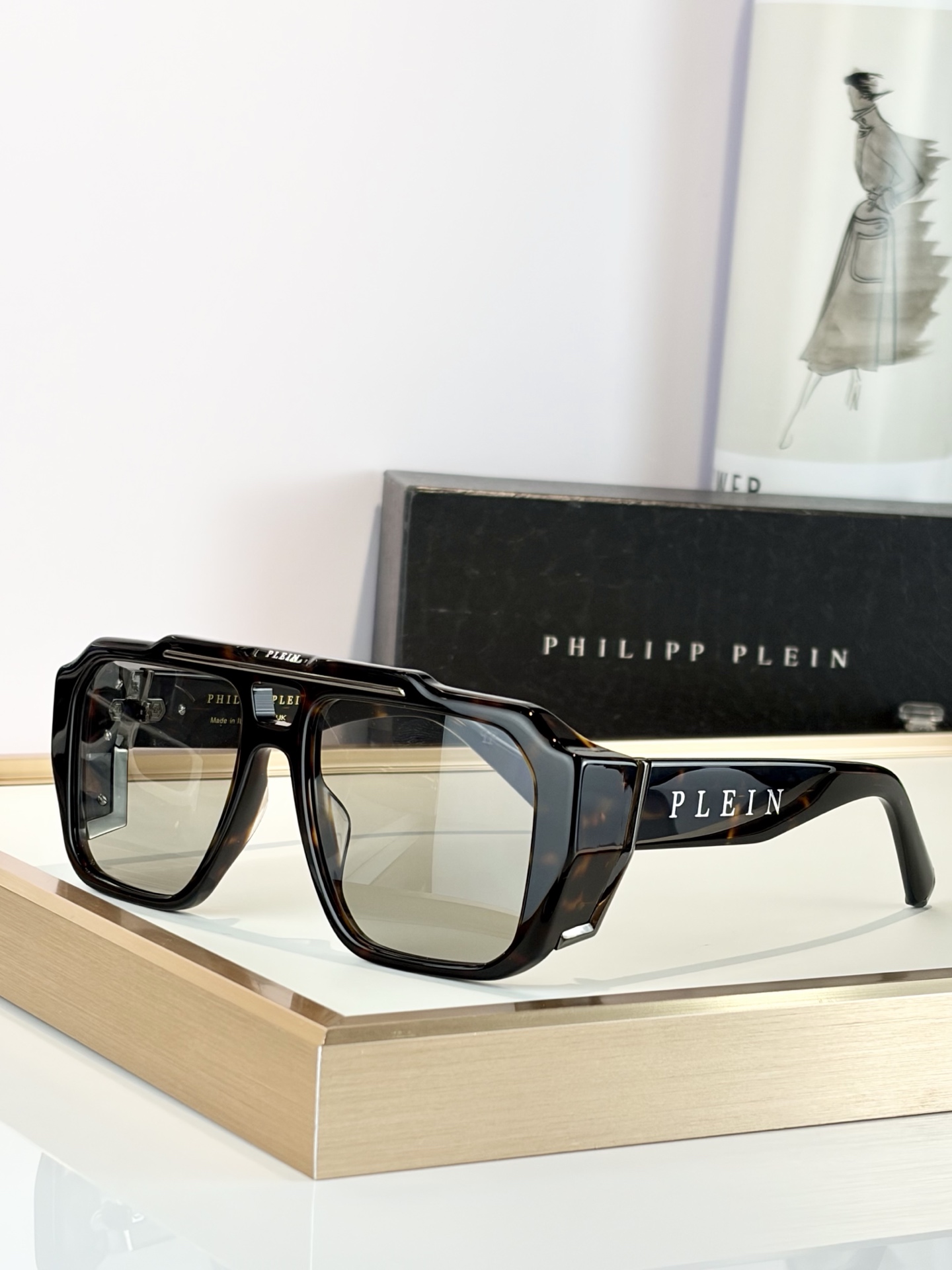 PHILIPP PLEIN*MODEL:184MSIZE:57口18-133